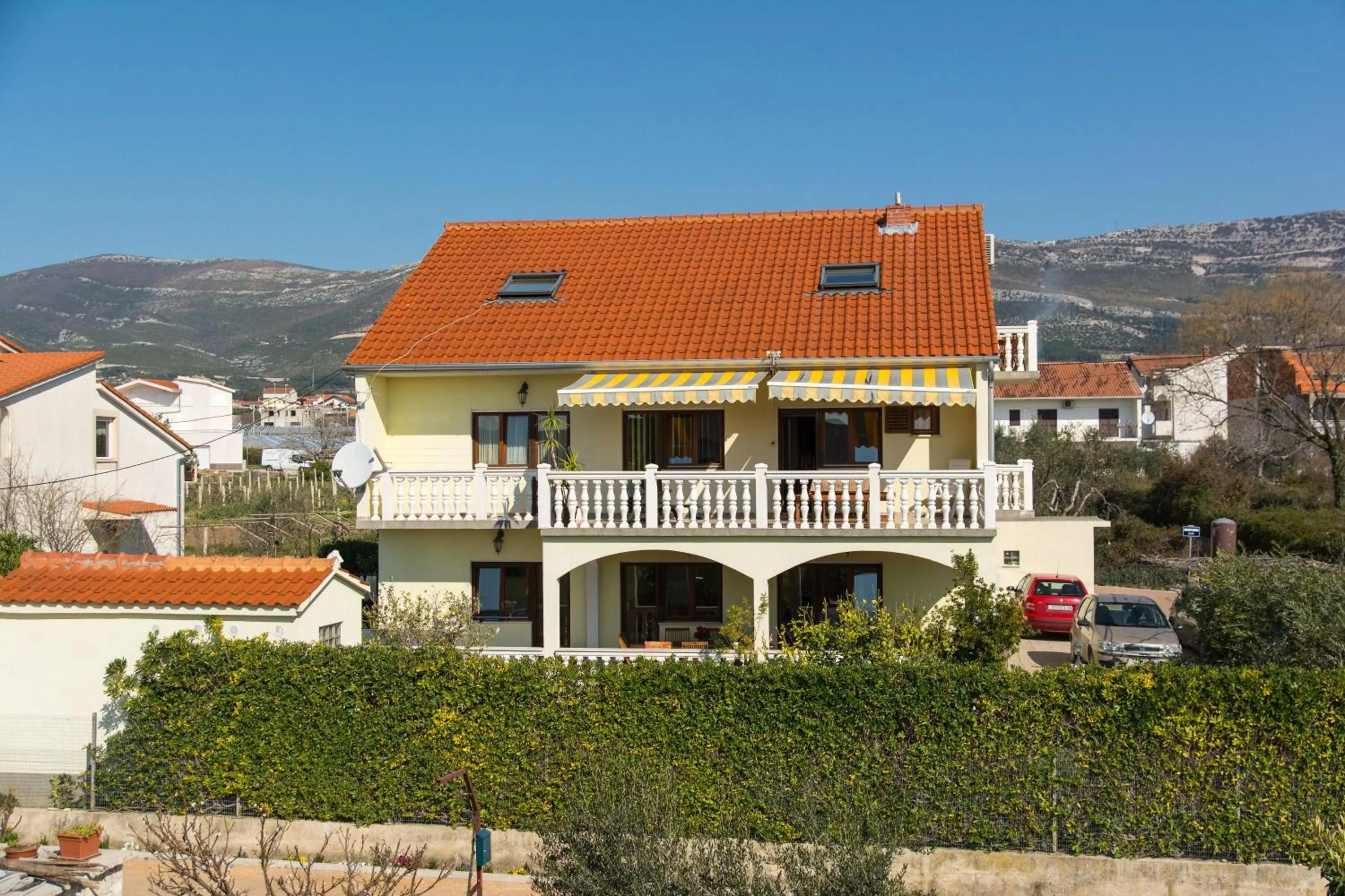 Apartments Corana