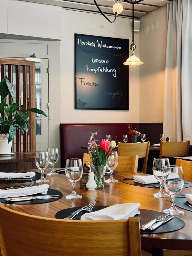 Restaurant/places to eat in Hotel Rössli