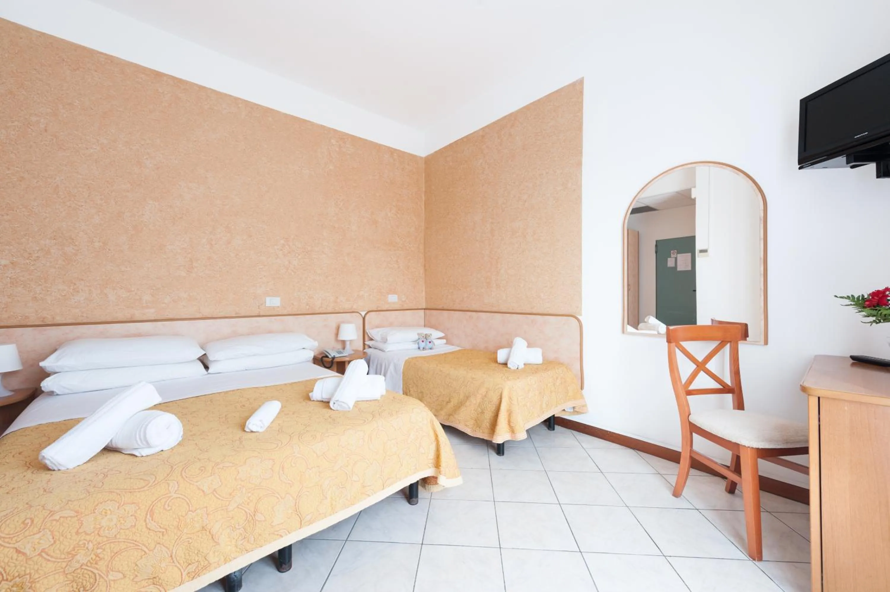 Bedroom, Bed in Regina Hotel e Ristorante