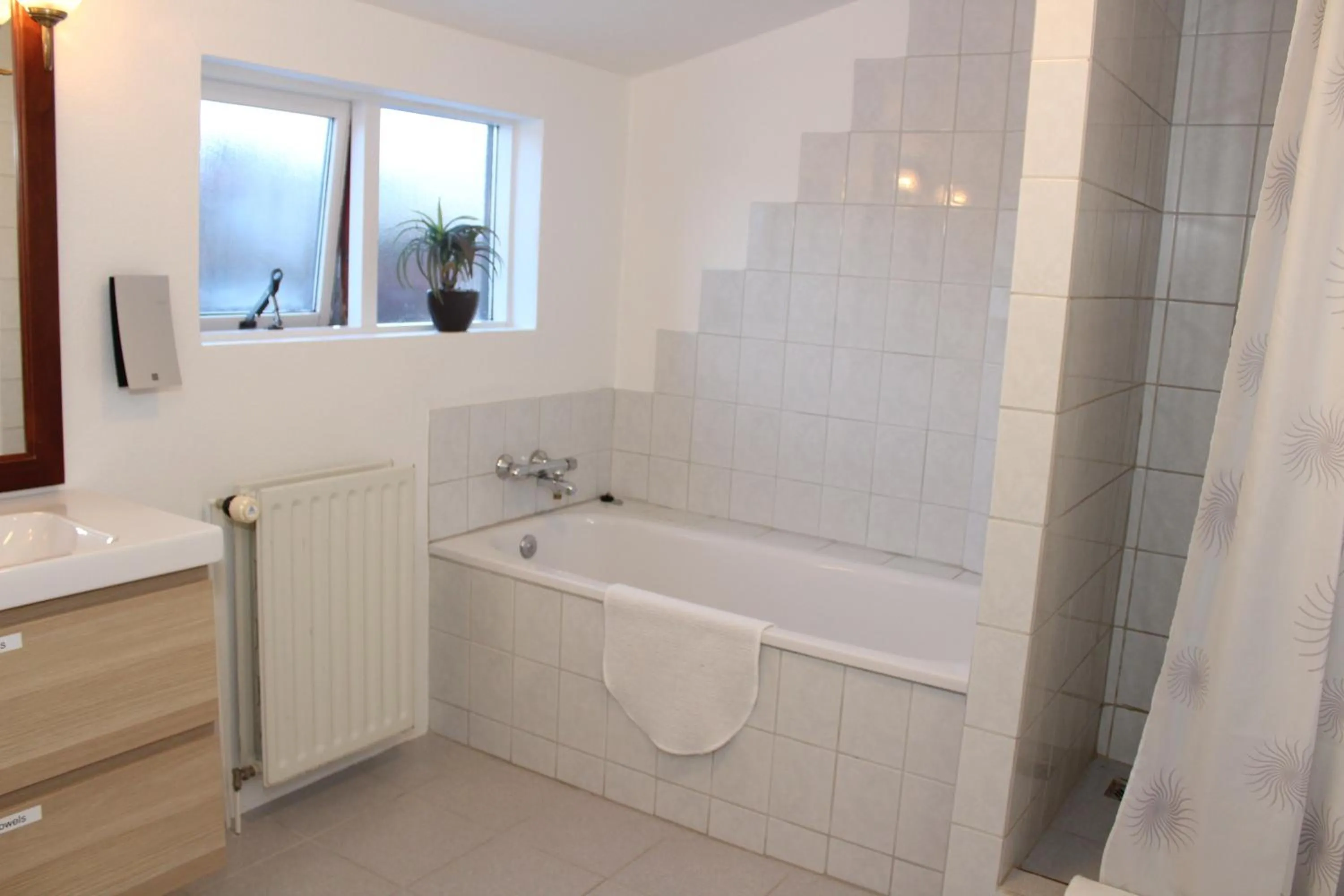 Bathroom in Old Airline Guesthouse