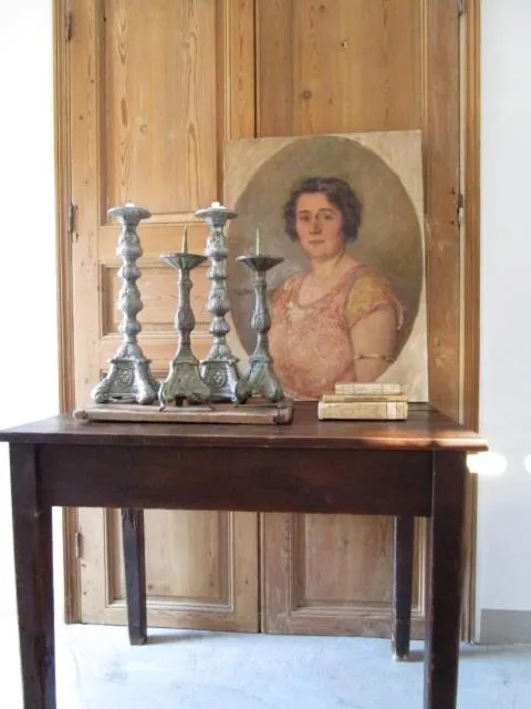 Decorative detail in "Le Vent d'Étoile" B&B and Guesthouses