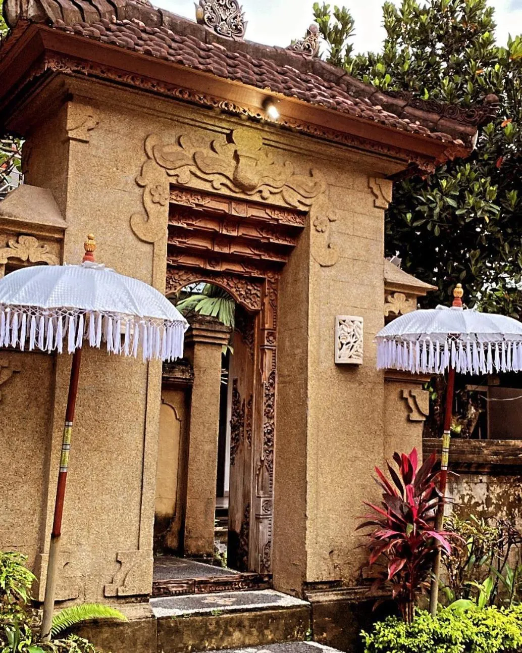 Property building in Gianyar Hotel