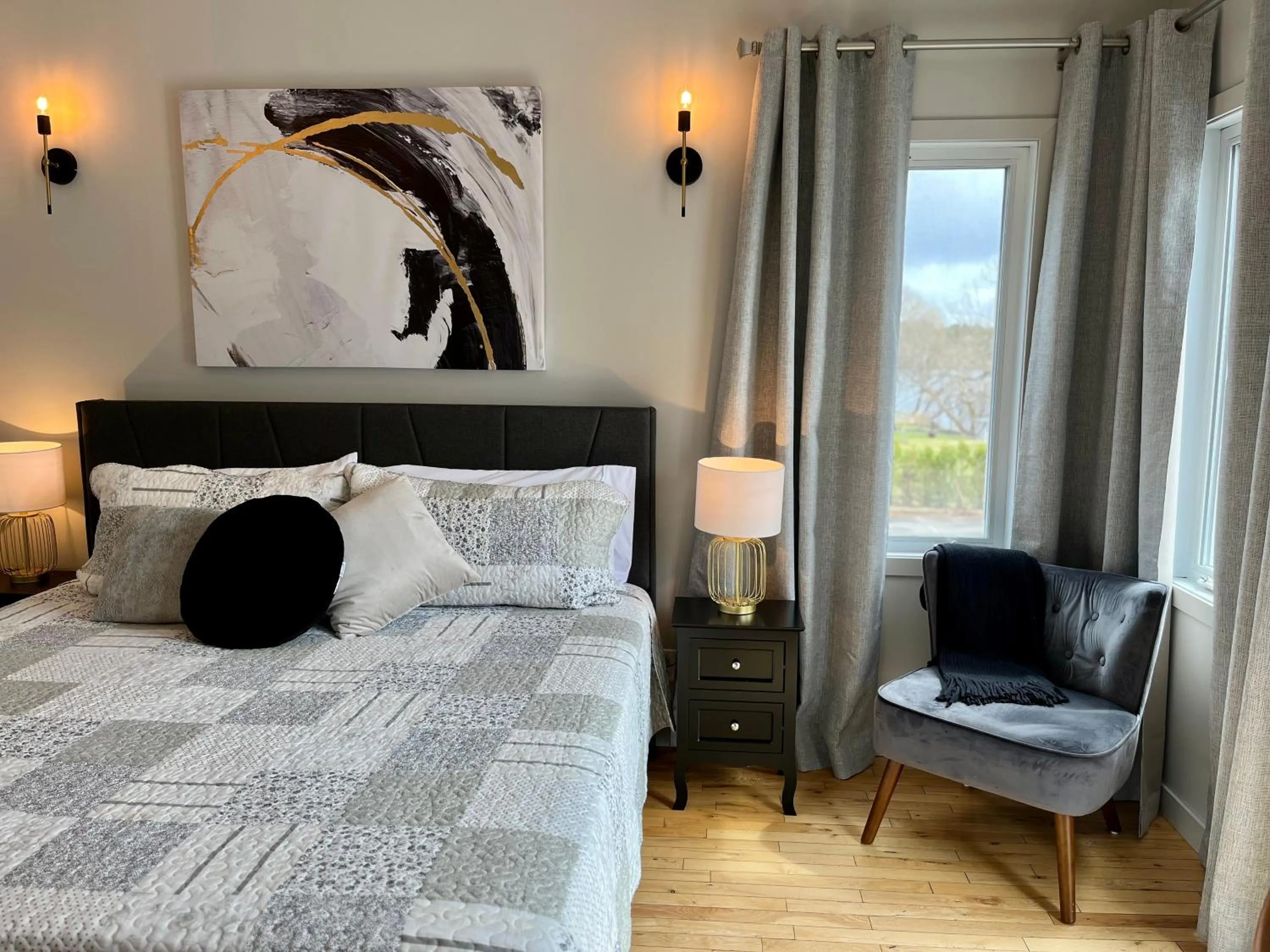 Bedroom, Bed in Auberge l'Intermède du lac