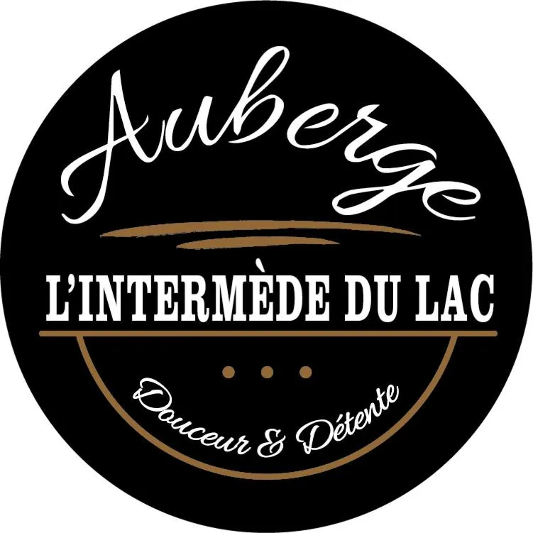 Property logo or sign in Auberge l'Intermède du lac