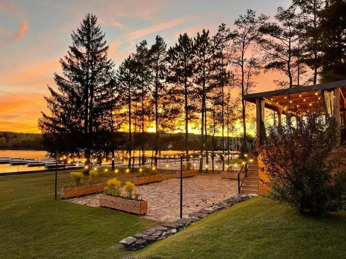 Lake view in Auberge l'Intermède du lac