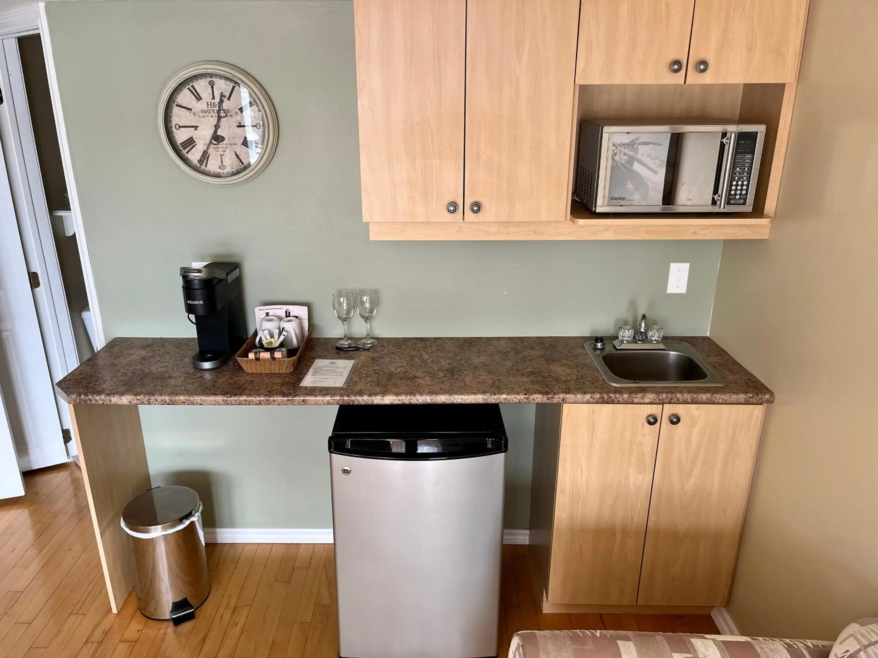 Kitchen or kitchenette in Auberge l'Intermède du lac