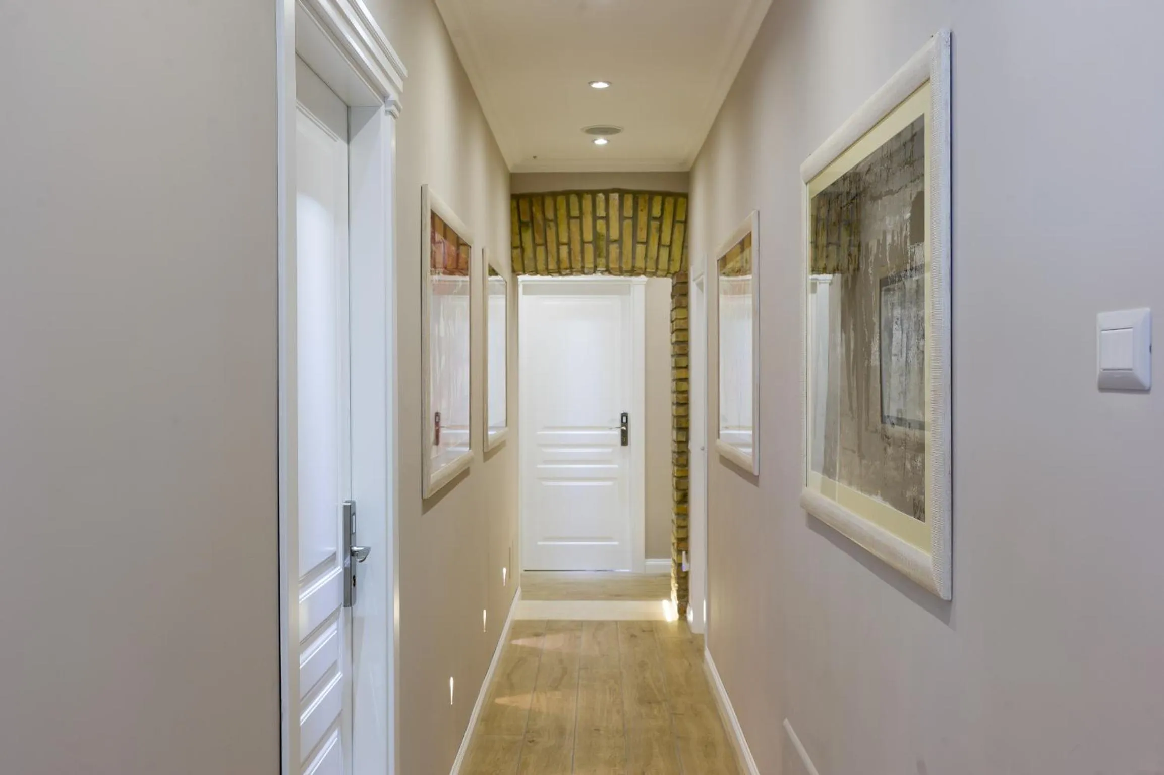 Decorative detail in Vico Rooms and Terrace