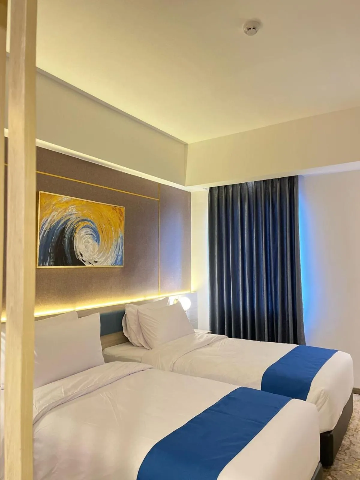 Bed in LYNN Hotel Tuban