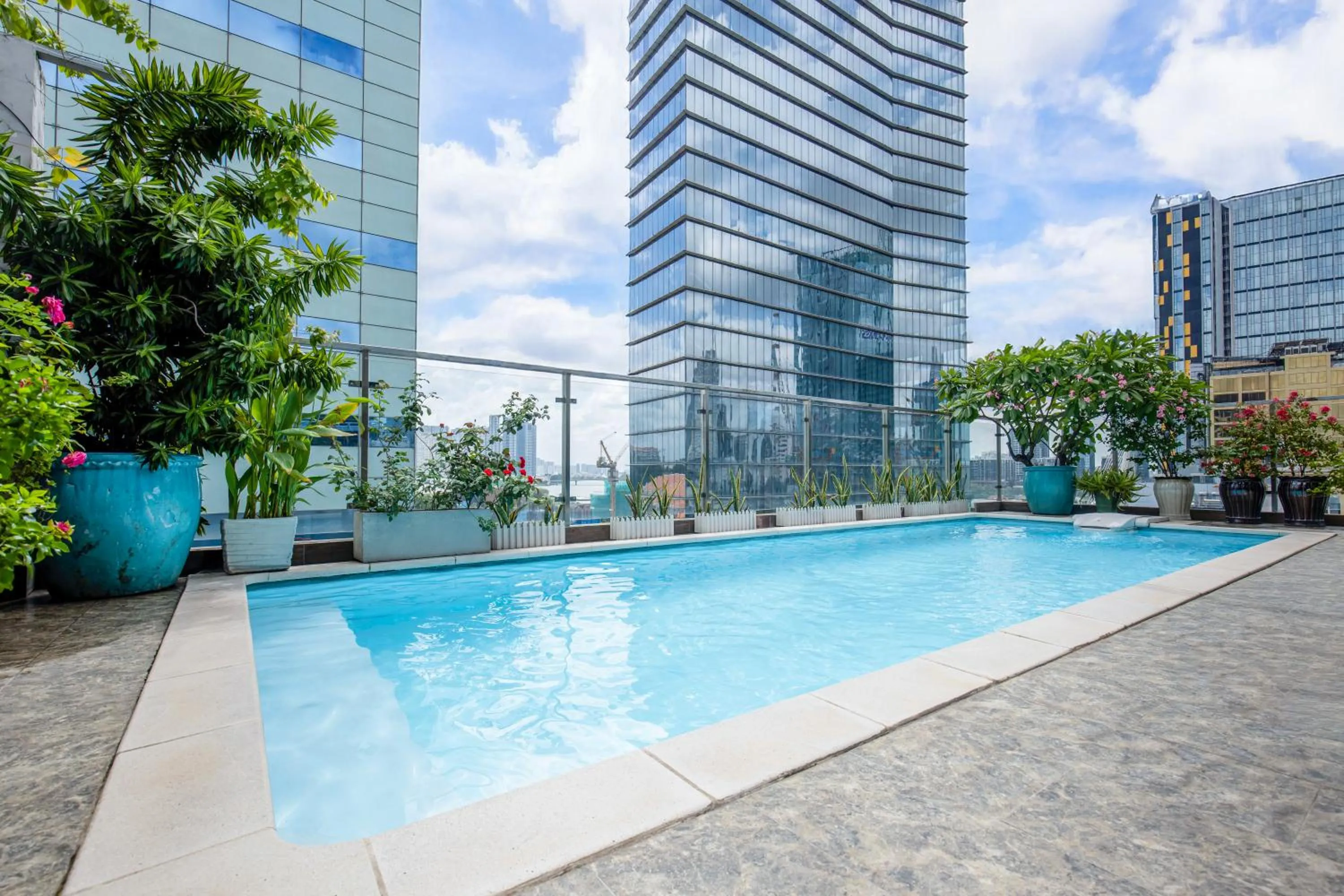 Swimming pool in Nicecy Hotel Suites & Spa