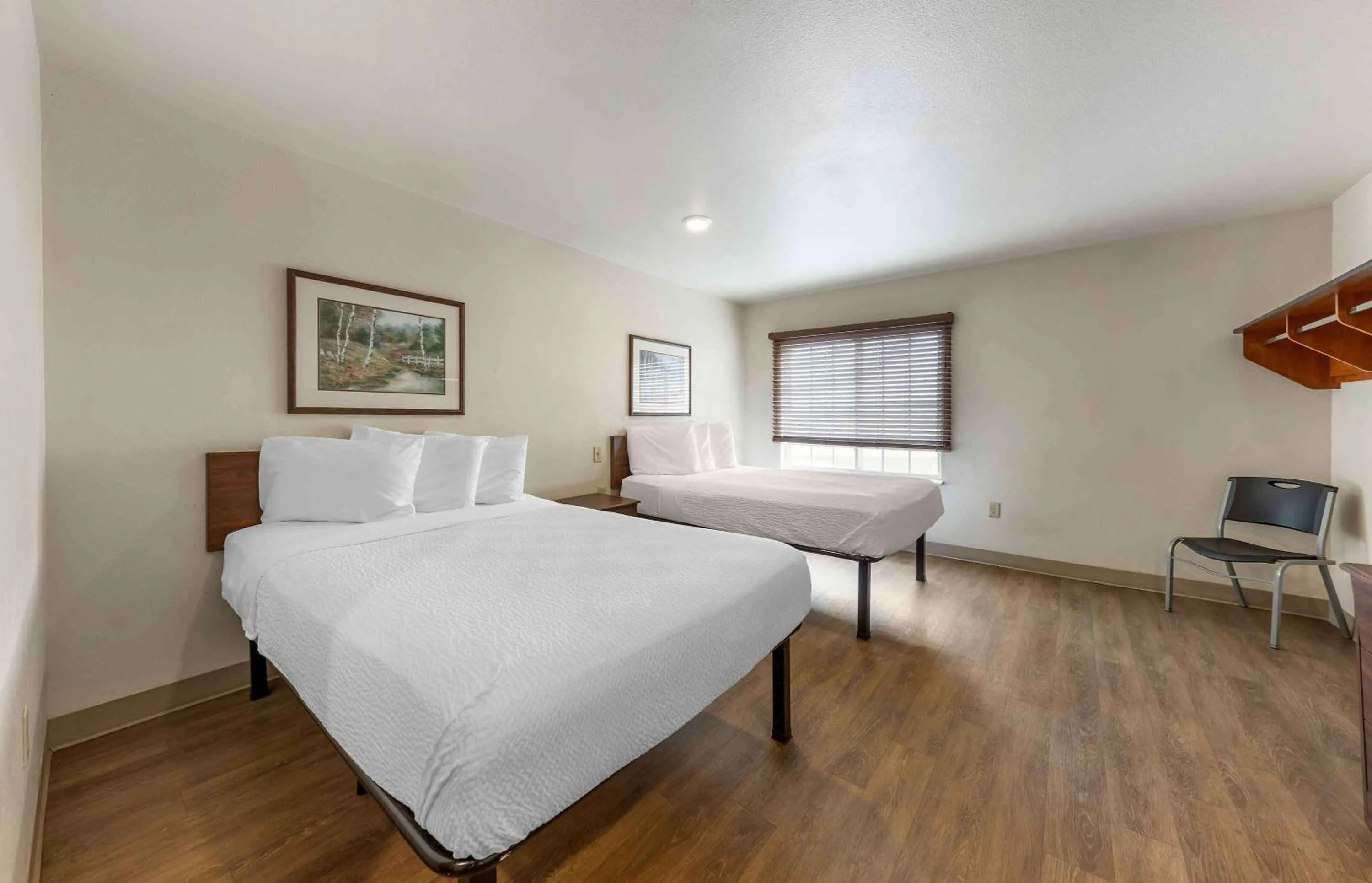 Bedroom, Bed in Extended Stay America Select Suites - Oklahoma City - Southeast
