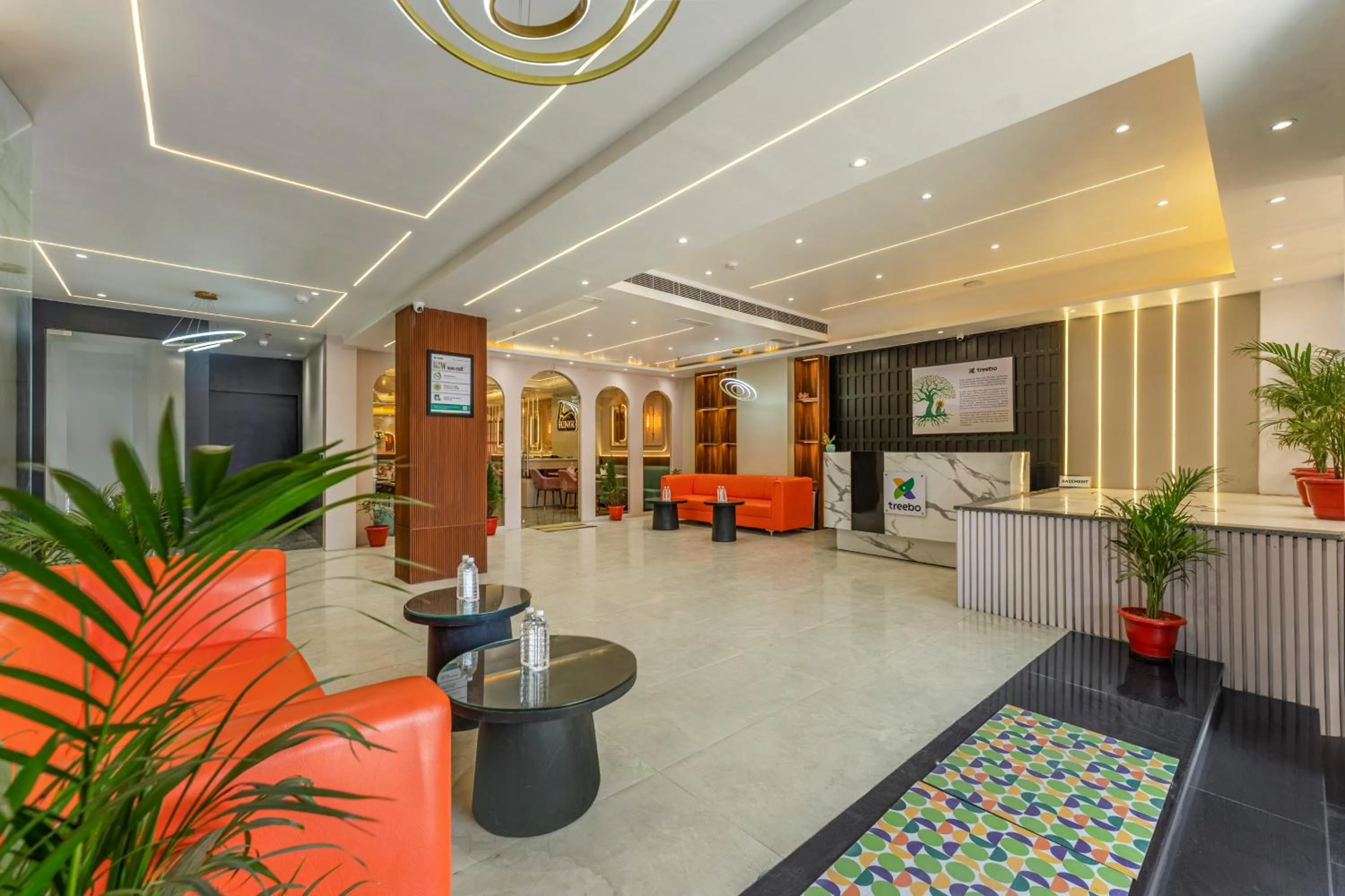 Lobby or reception in Treebo Divine Stay Prayagraj