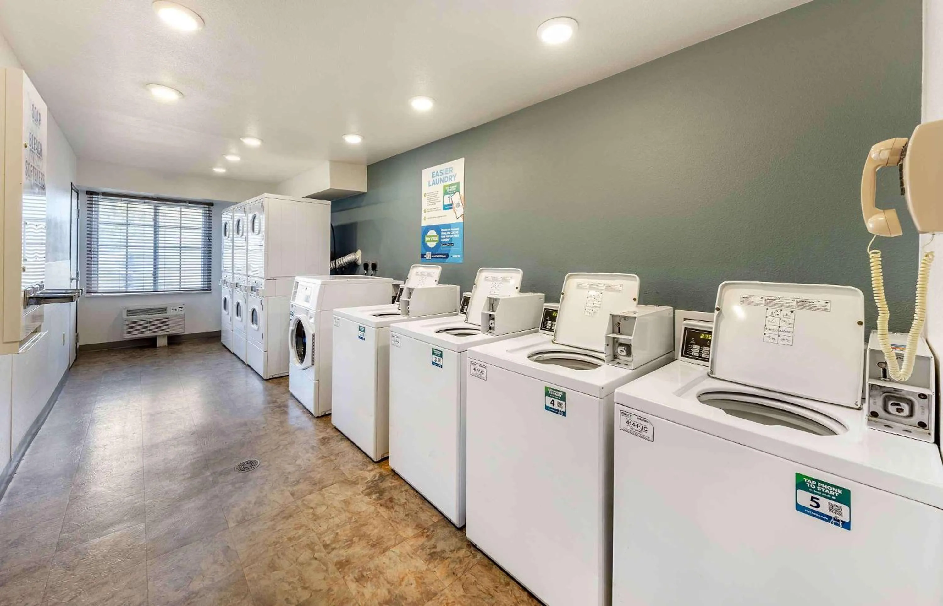 Property building in Extended Stay America Select Suites - Oklahoma City - Bethany