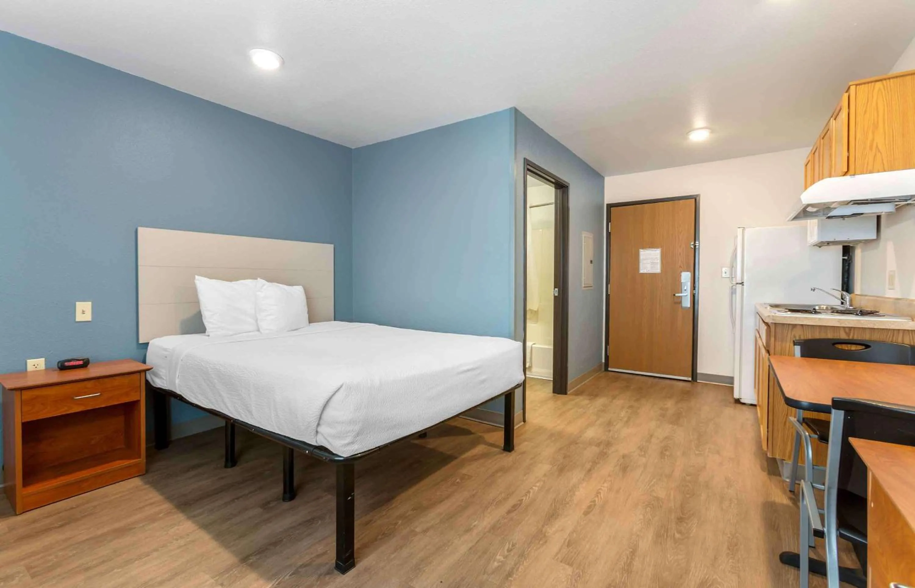 Bedroom, Bed in Extended Stay America Select Suites - El Paso - East