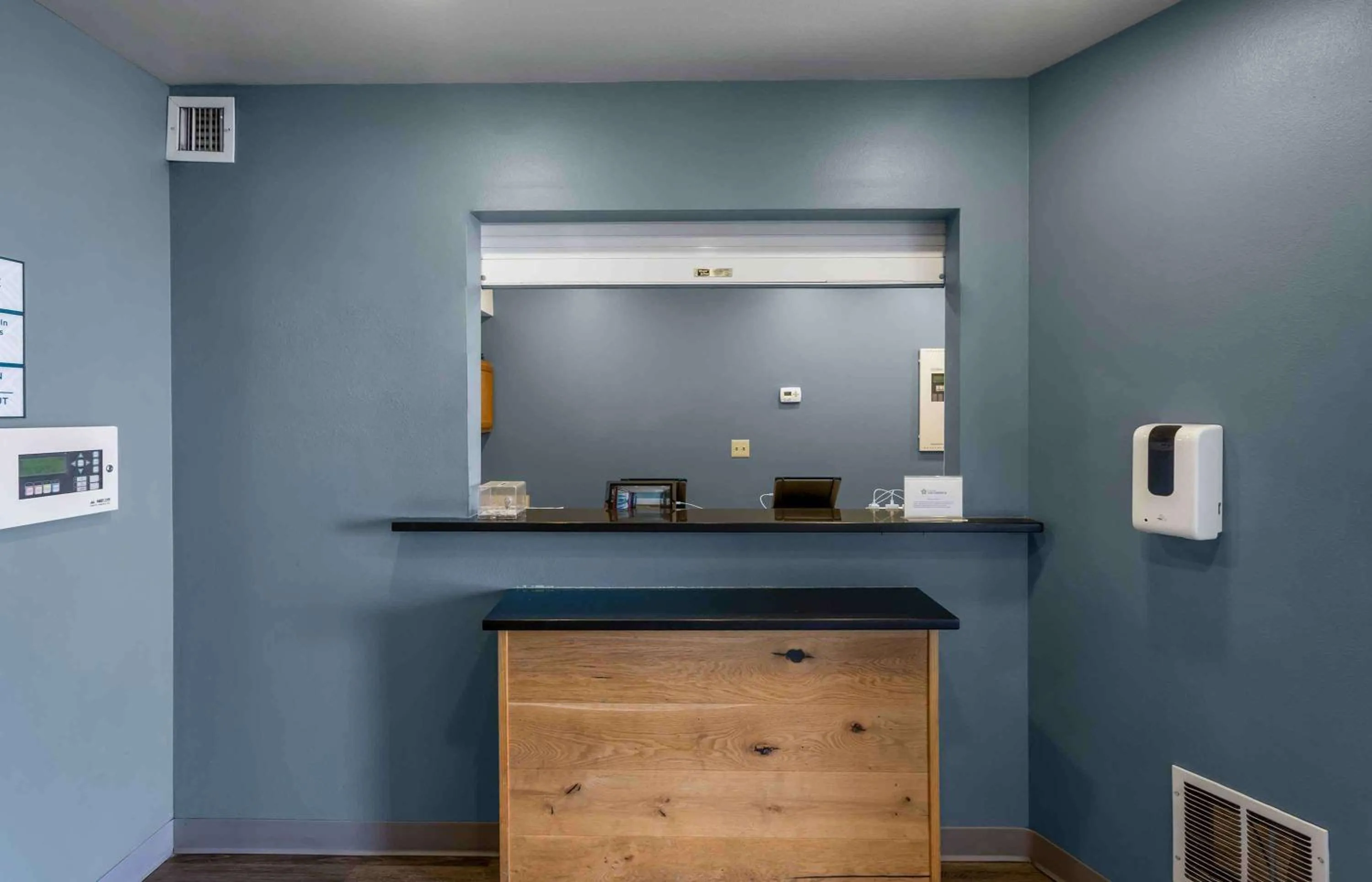 Lobby or reception in Extended Stay America Select Suites - Ogden