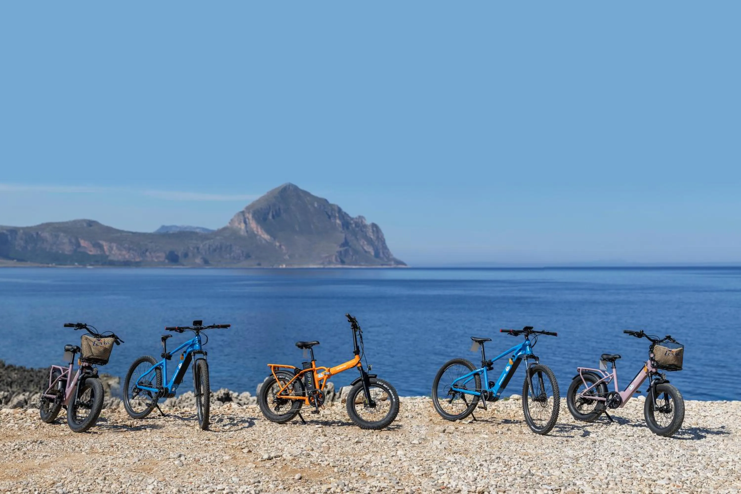 Cycling in Case Vacanza Loria