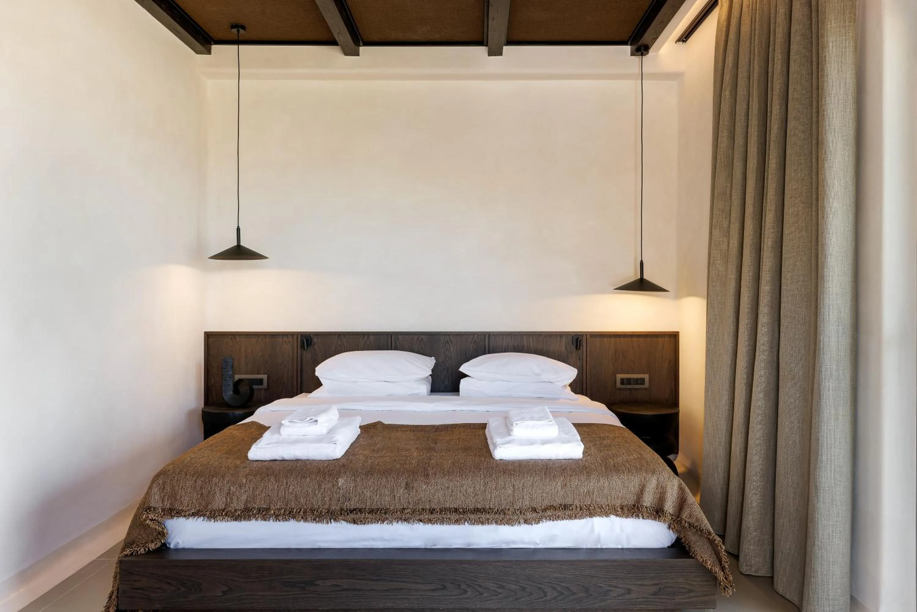 Bed in Maximus Mykonos