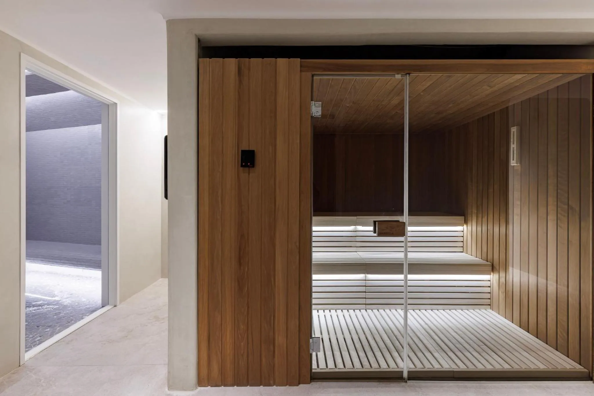 Bed in Maximus Mykonos