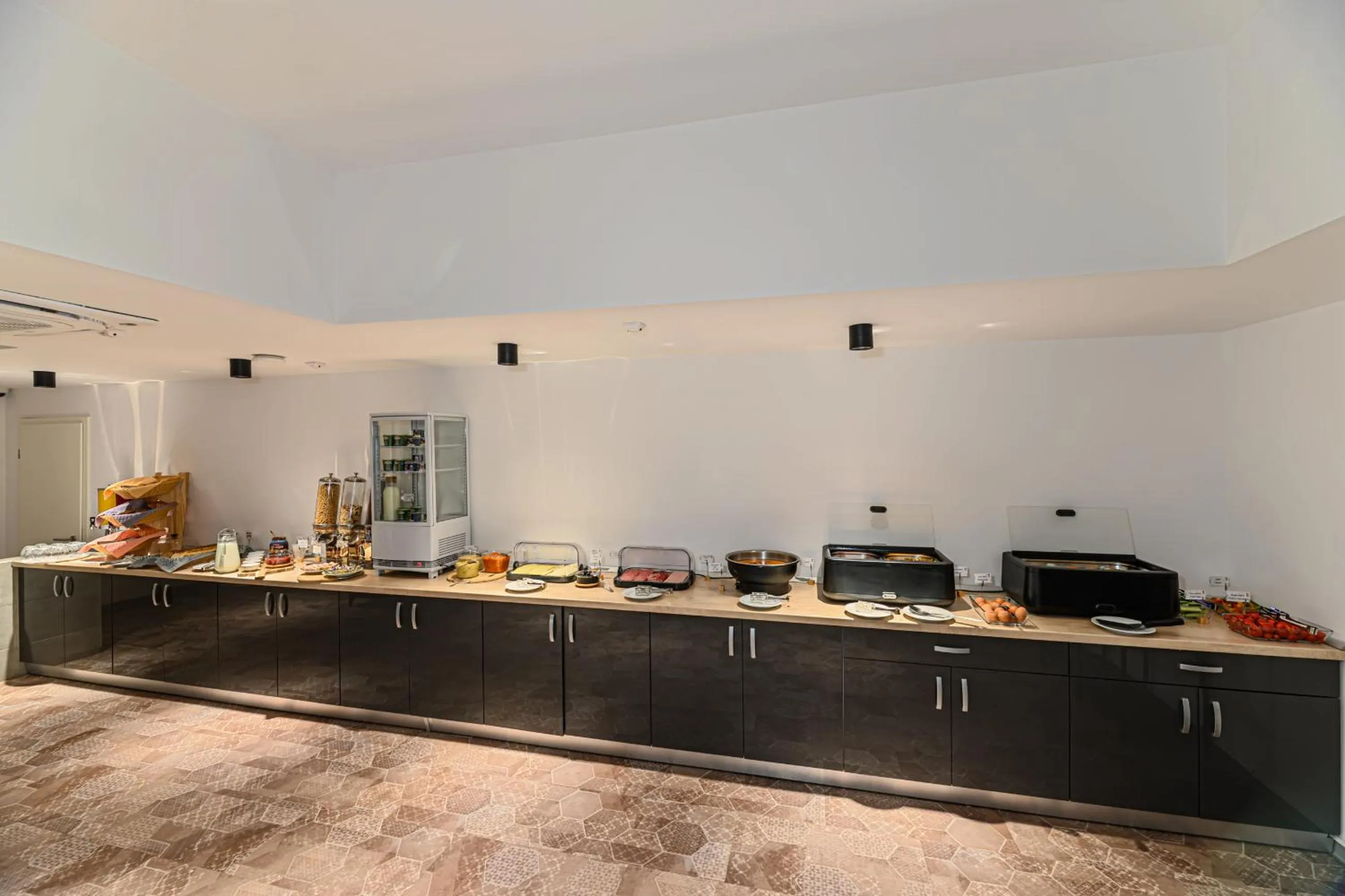 Breakfast in Johann Strauss Hotel