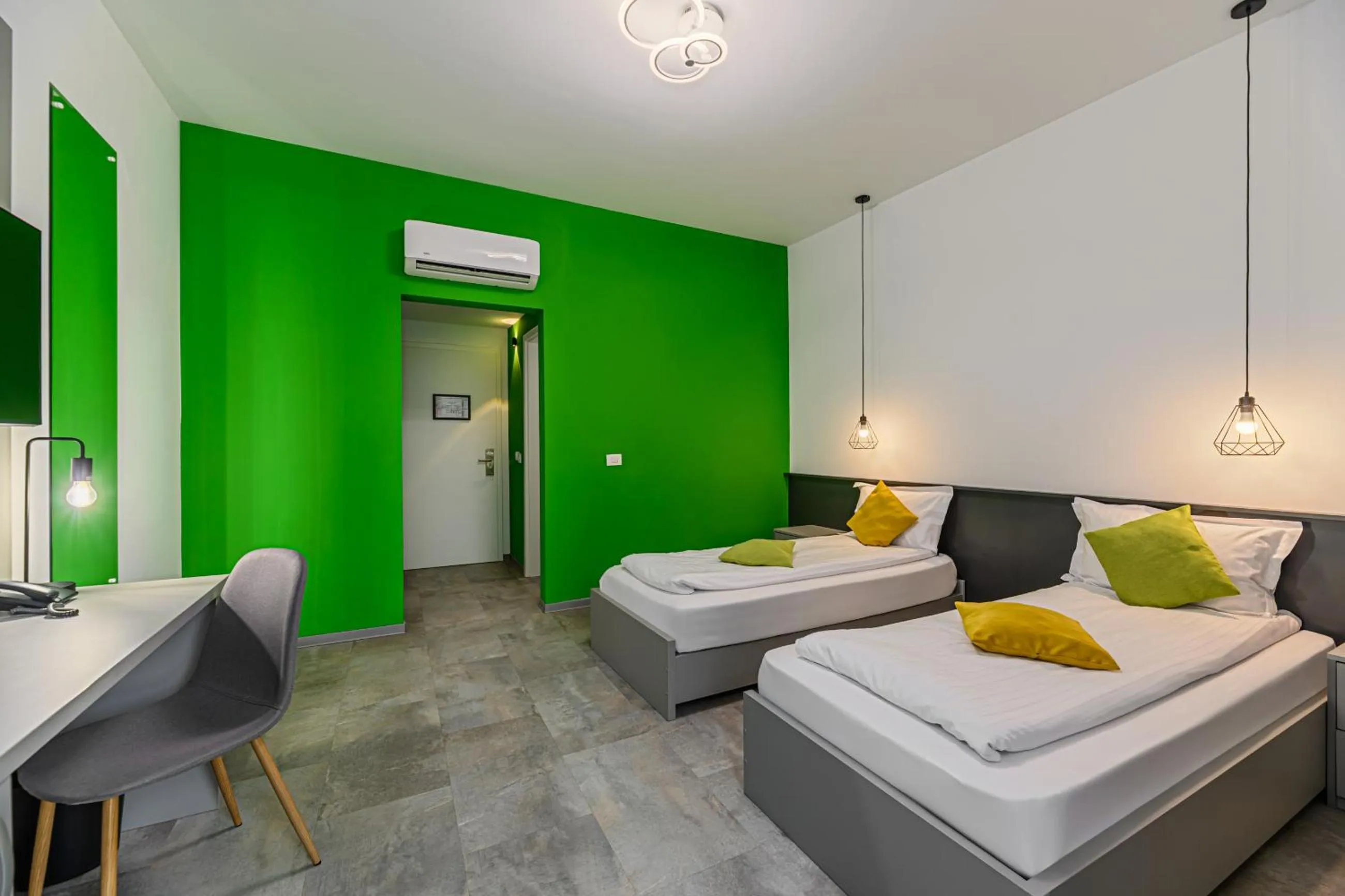 Bed in Johann Strauss Hotel