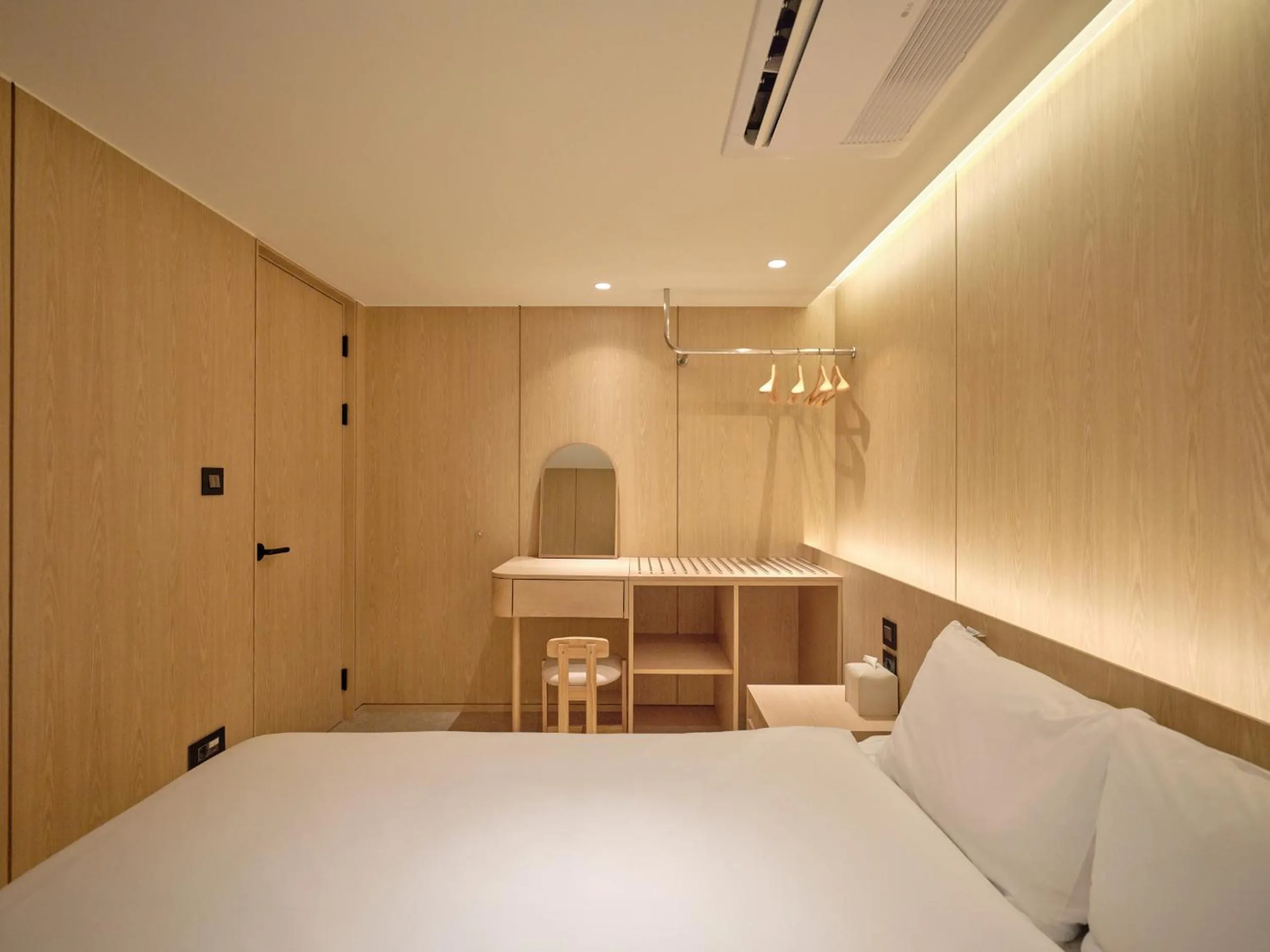 Bed in UH Suite The Coex