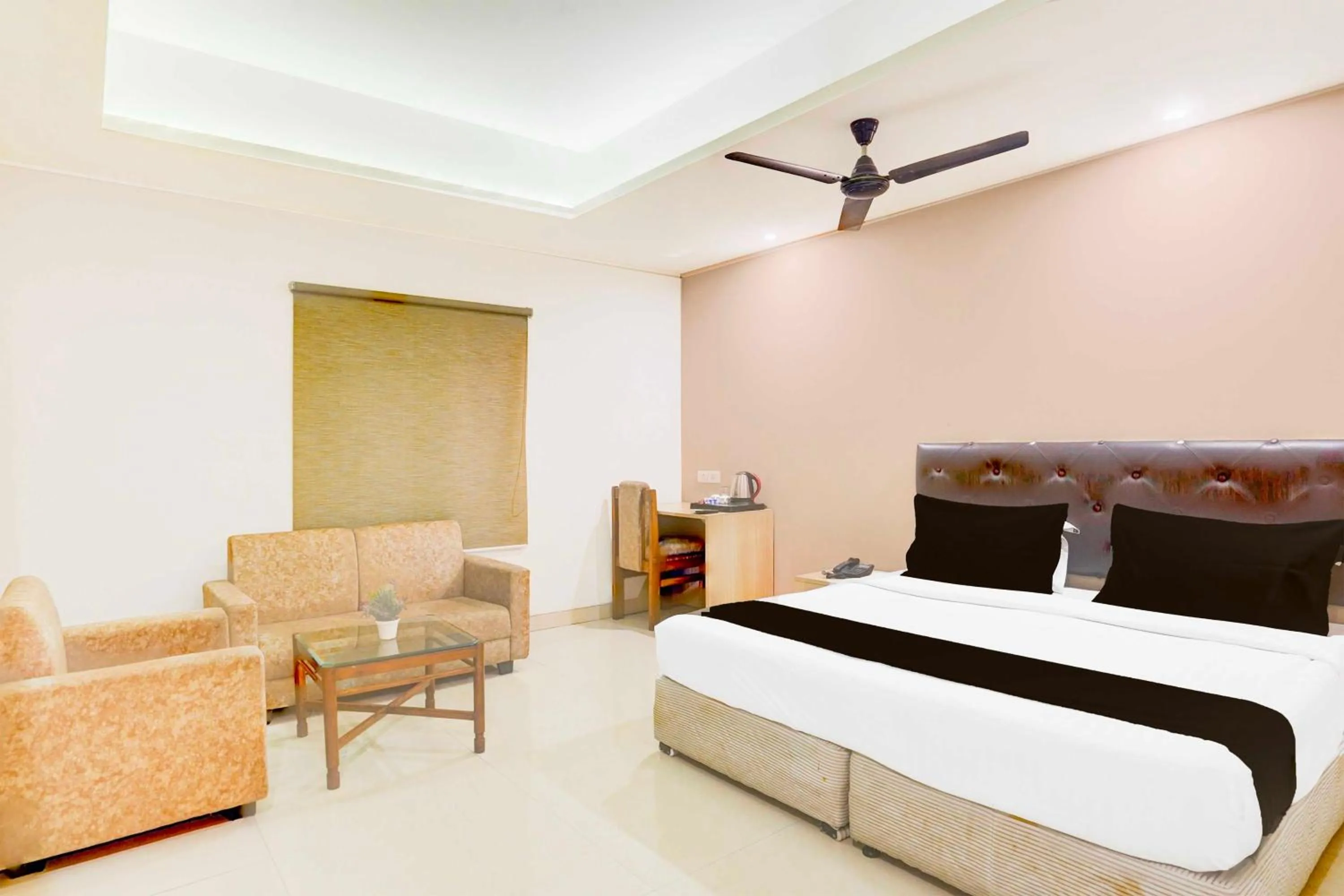 Bed in Palette Hotel Nisarga by CheckIn Bhopal