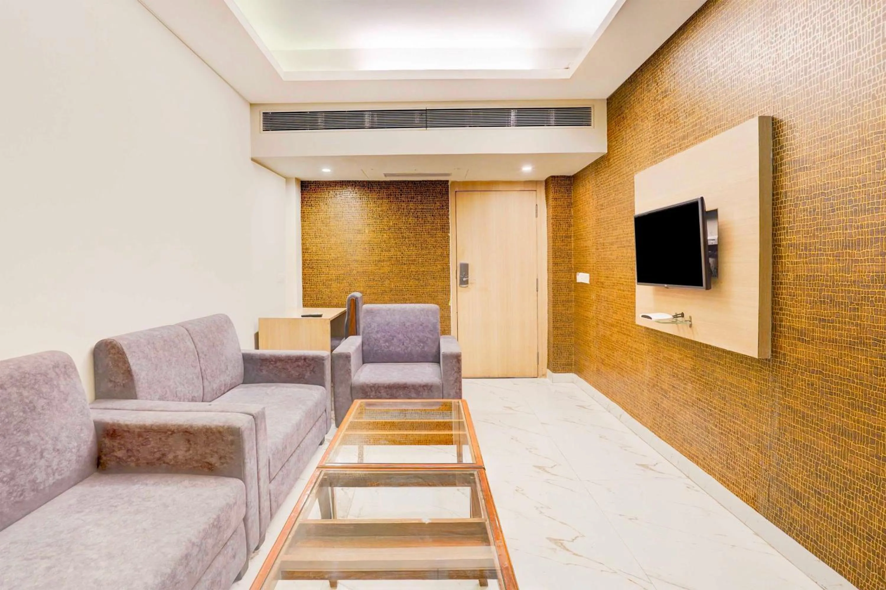 Bedroom in Palette Hotel Nisarga by CheckIn Bhopal