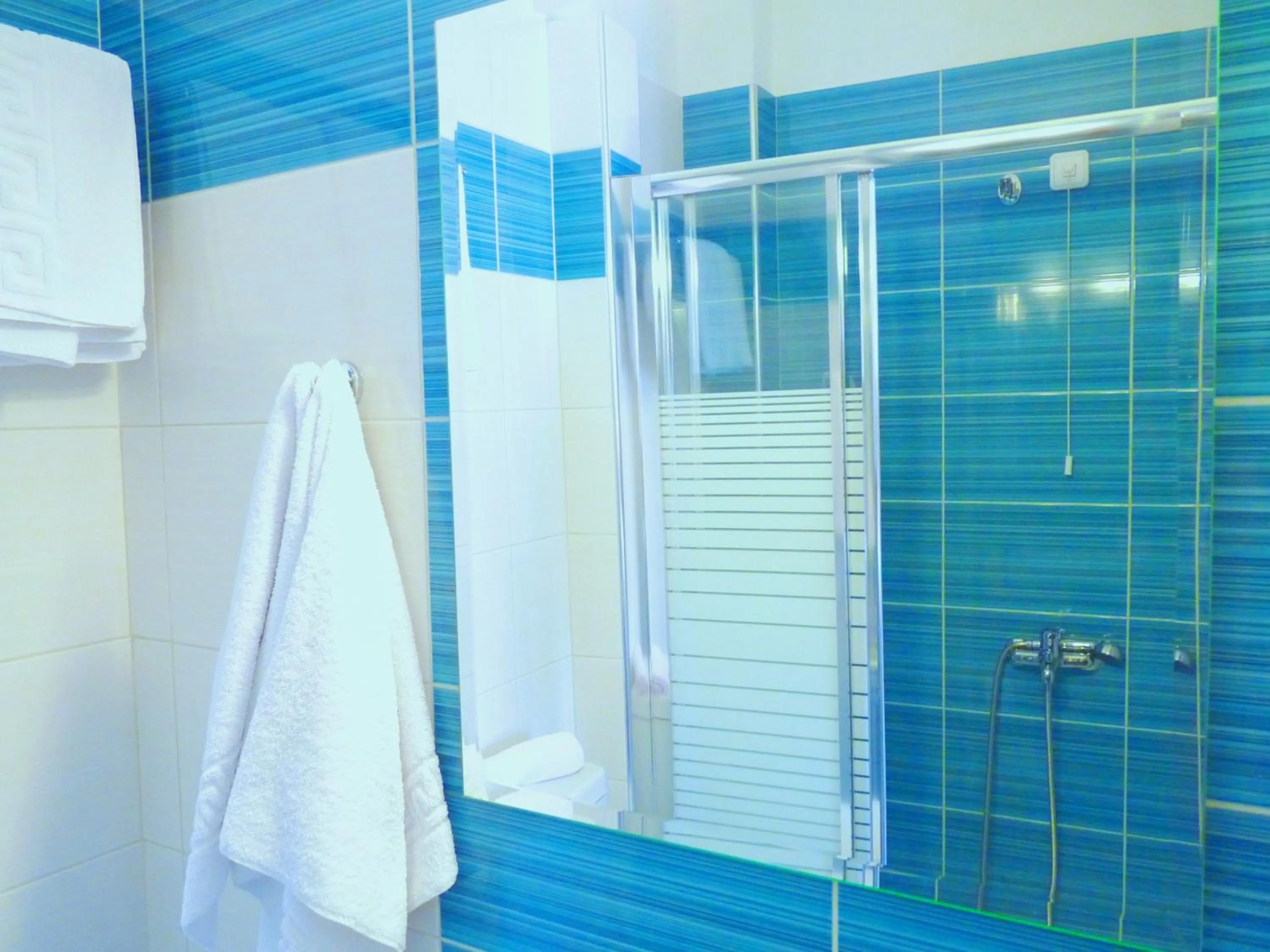 Bathroom in Stratos Hotel