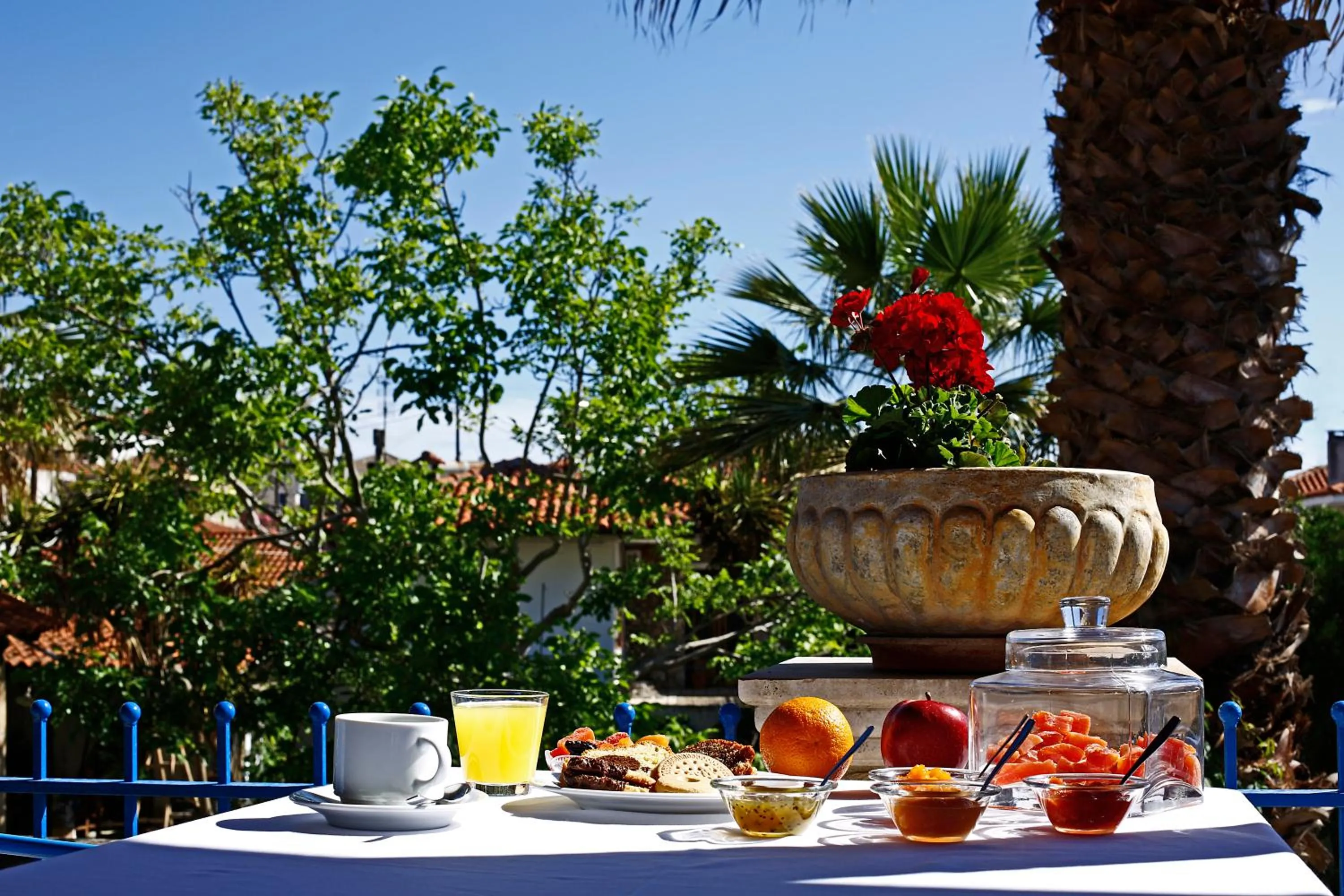 Breakfast in Stratos Hotel