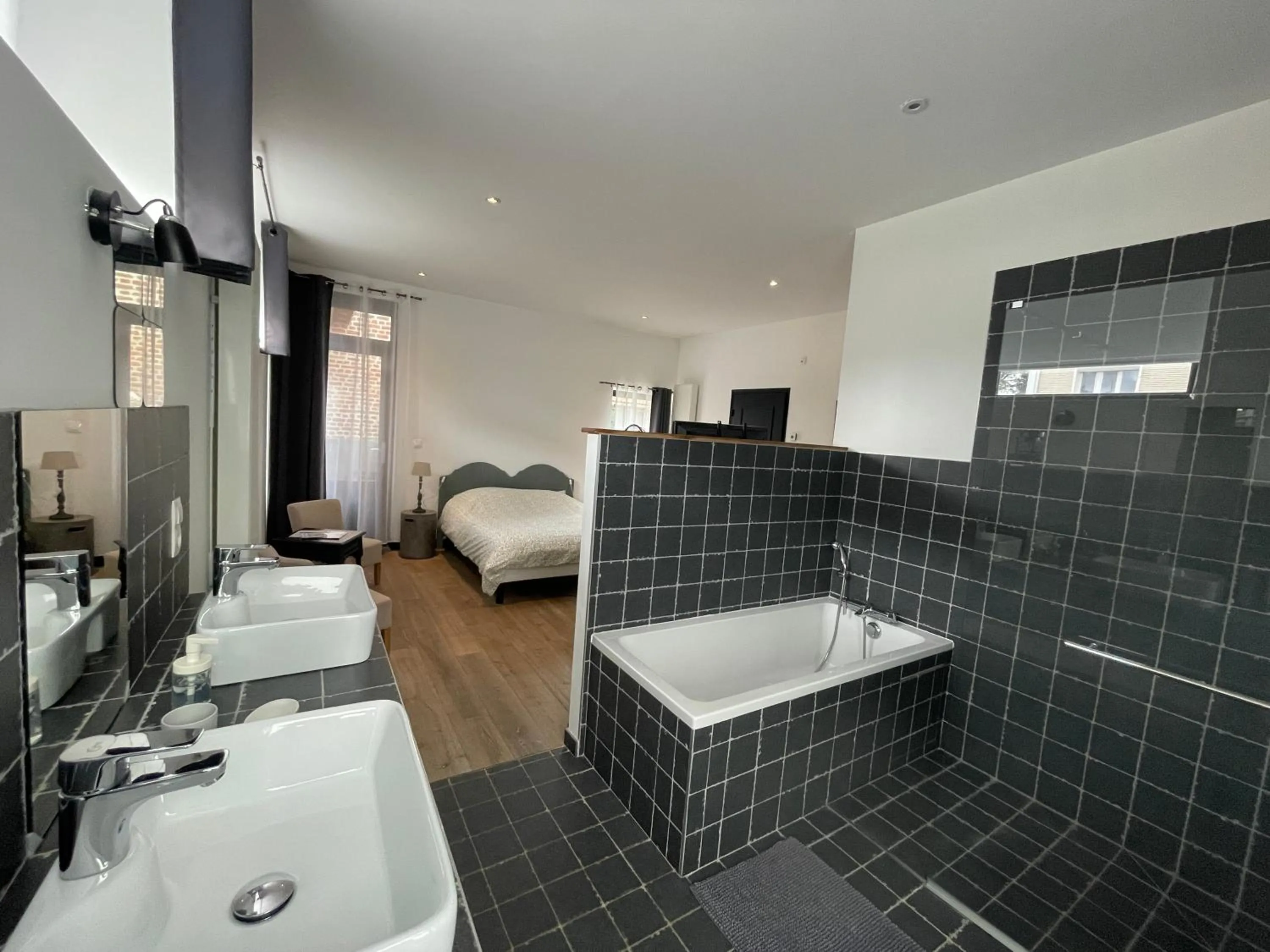 Bathroom, Bed in La Grange De Salomé