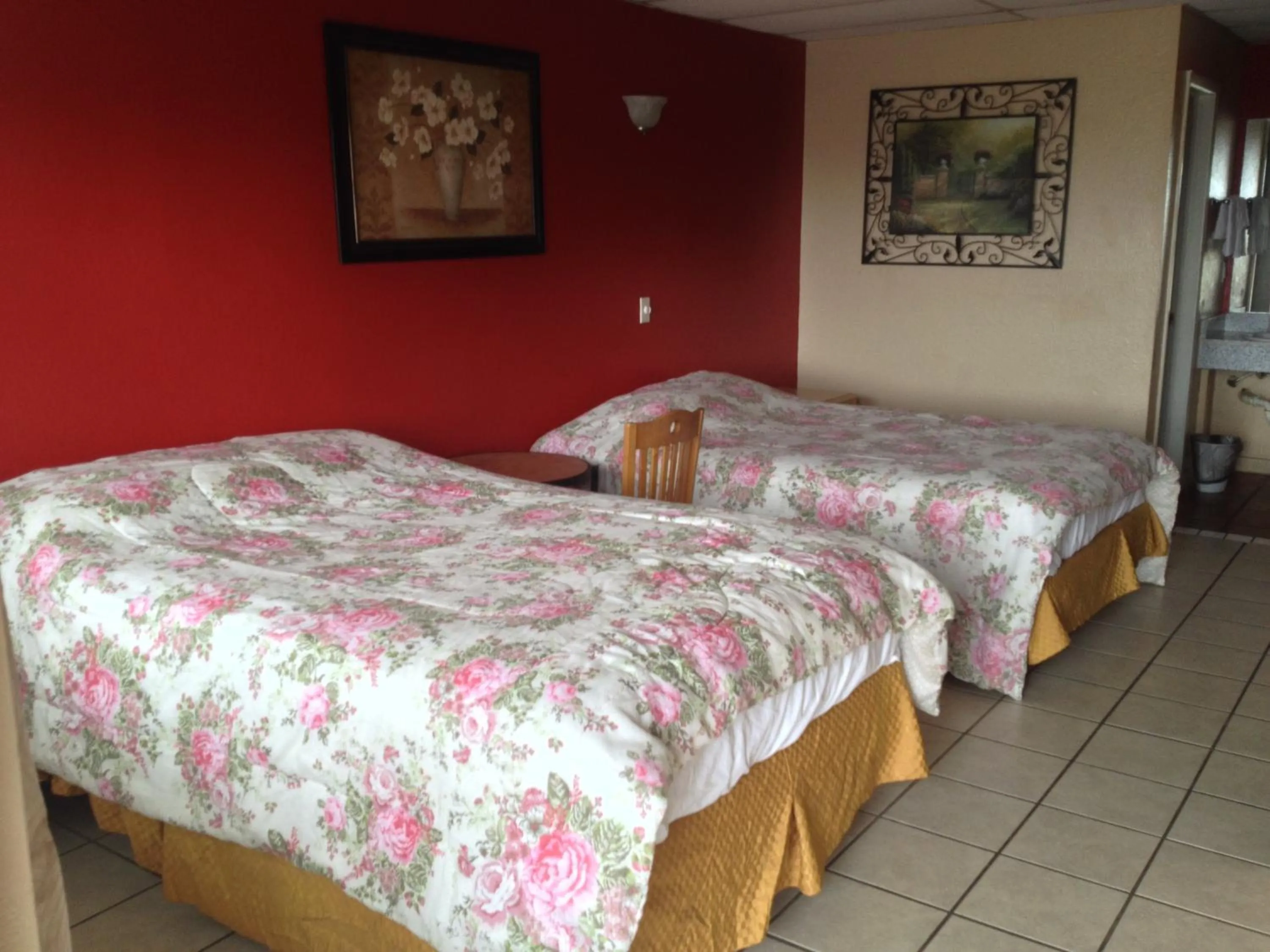 Bedroom, Bed in Austin Motor Inn