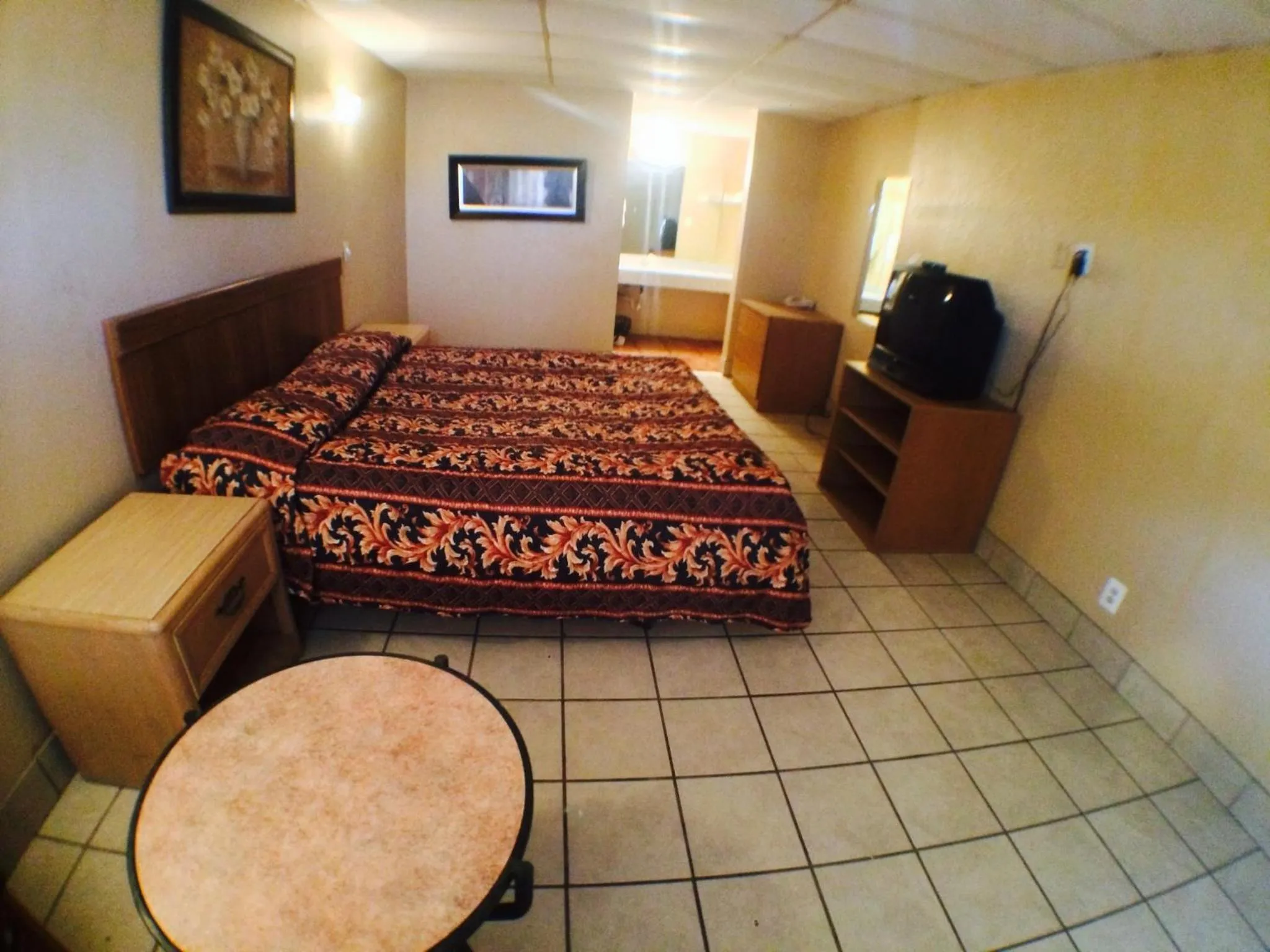 Bedroom, Bed in Austin Motor Inn