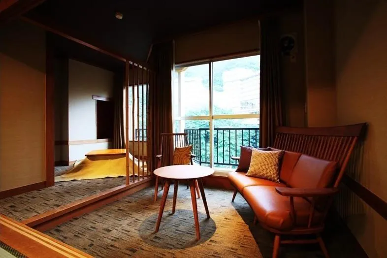 Photo of the whole room in Hotel Shirakawa Yunokura