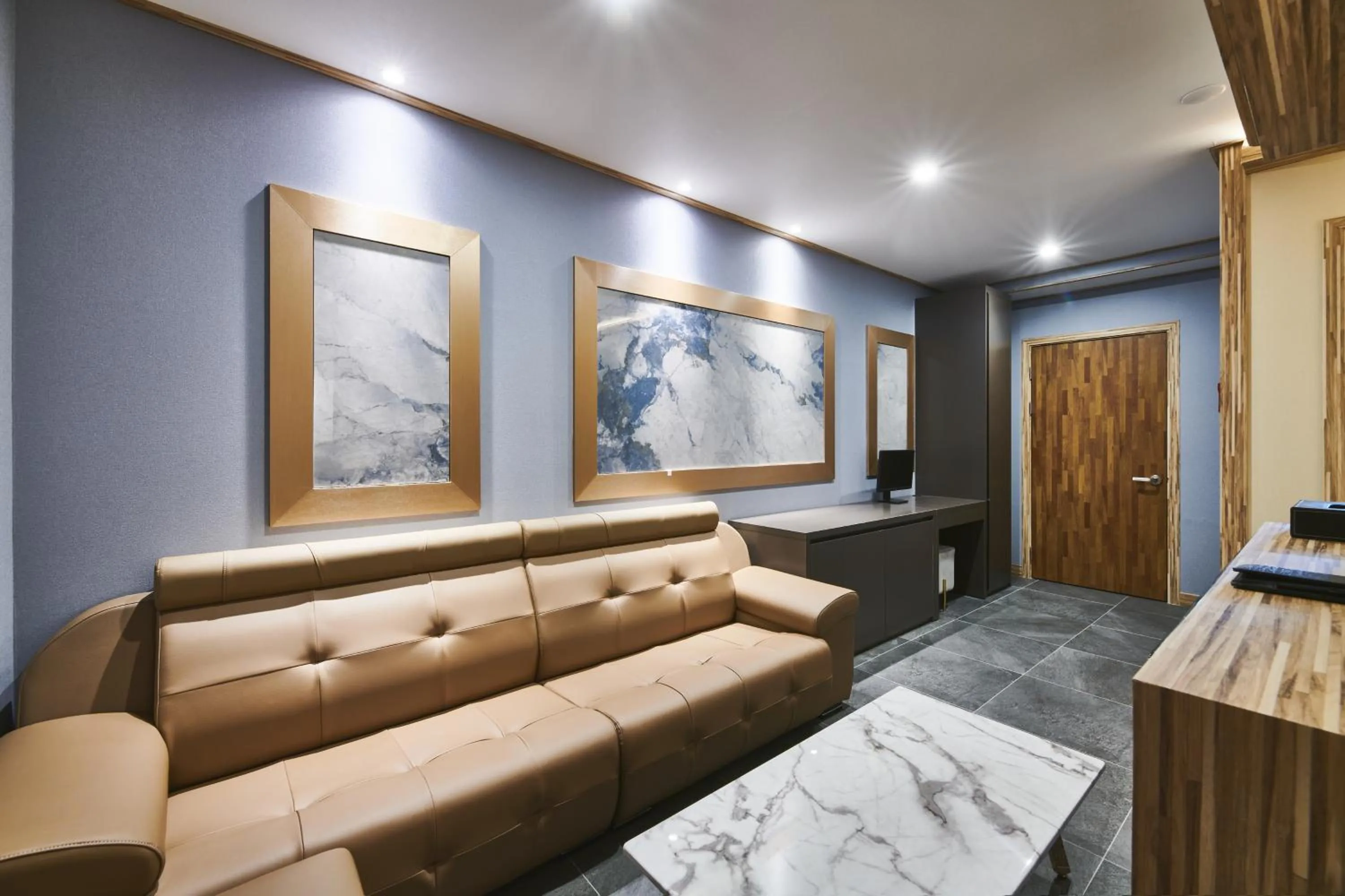 Living room in Aura Hotel