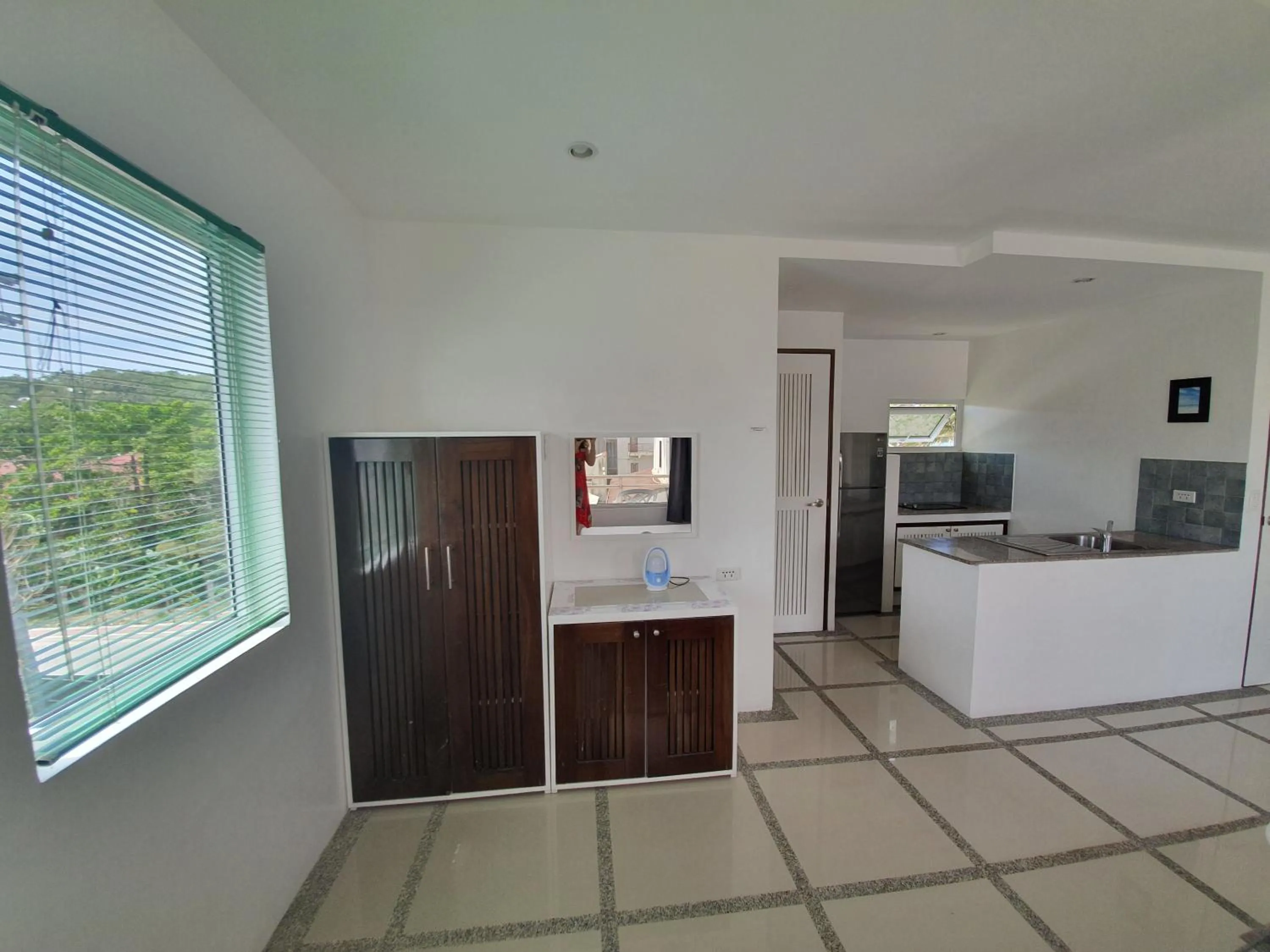 Kitchen or kitchenette in ClubBoracay Apartelle