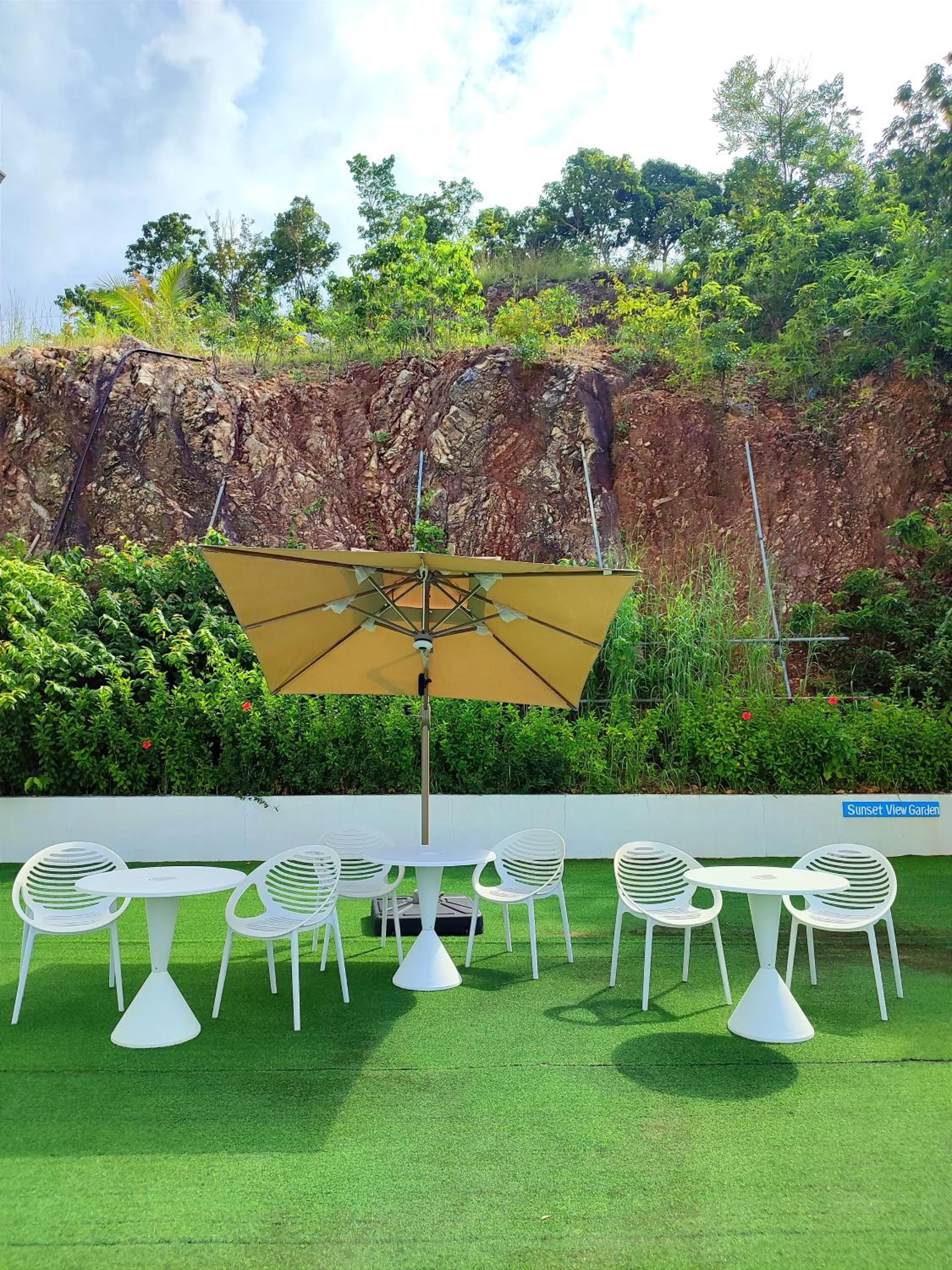 Garden in Coron Underwater Garden Resort