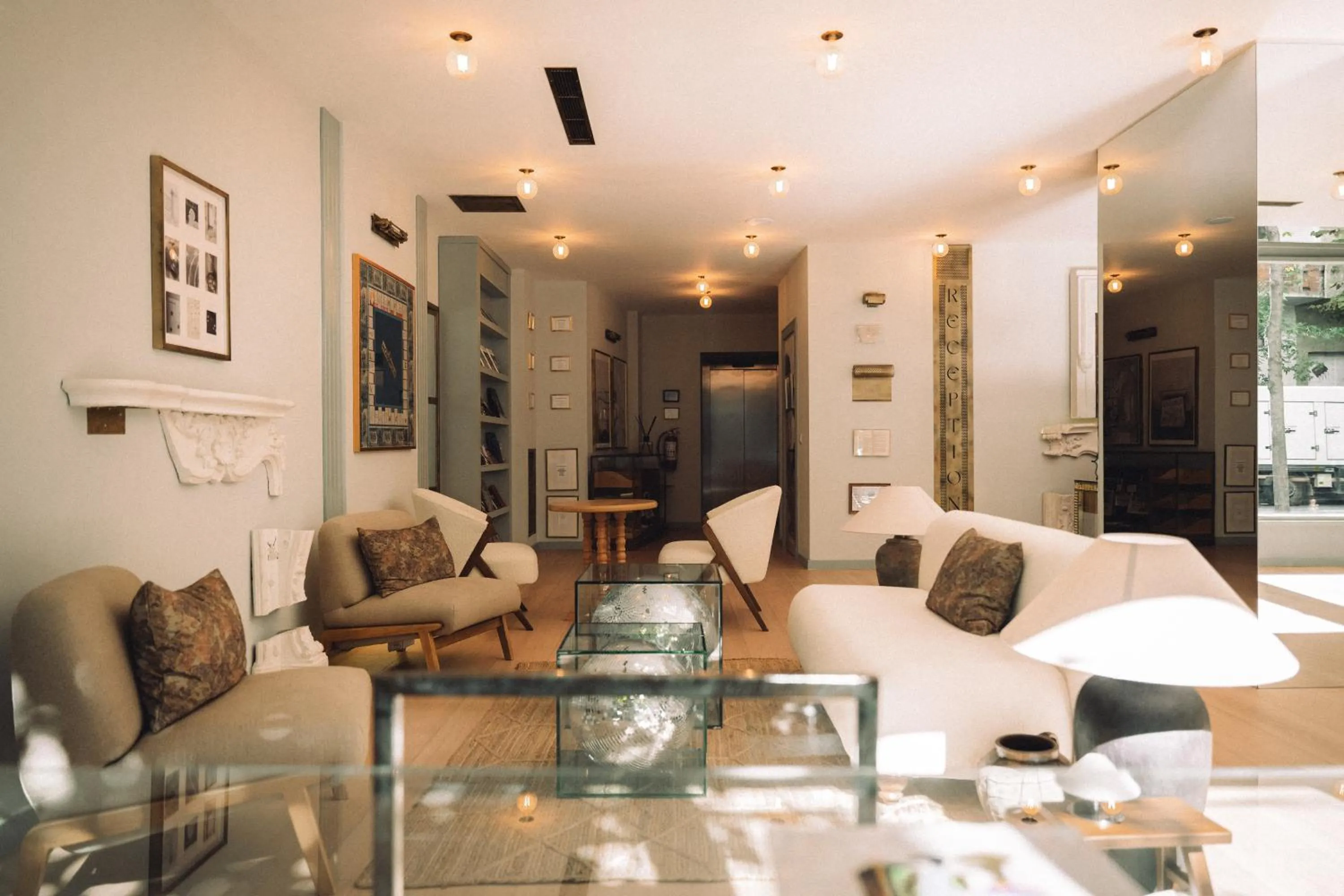 Lobby or reception in Bazaar Inn Hotel