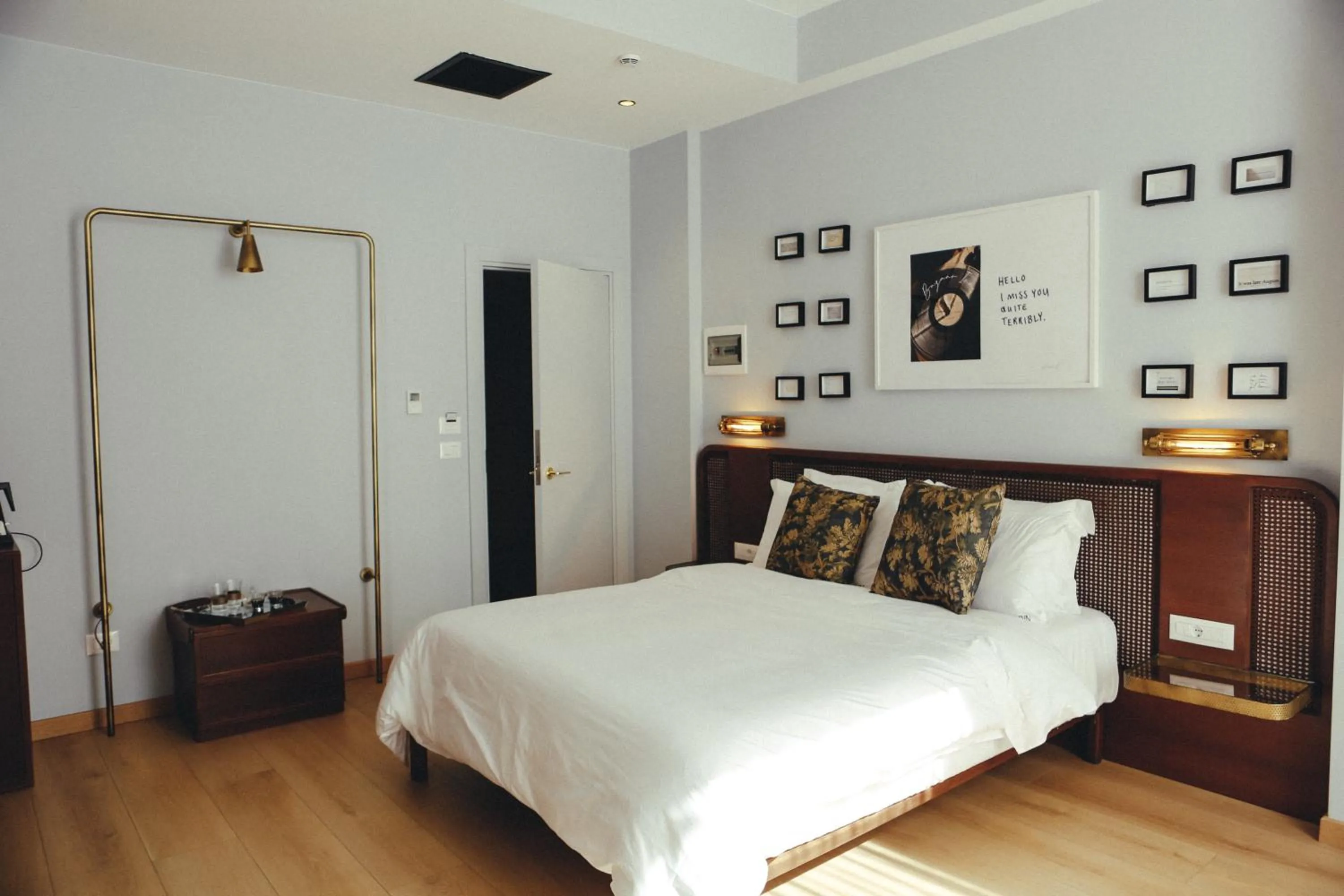 Bed in Bazaar Inn Hotel