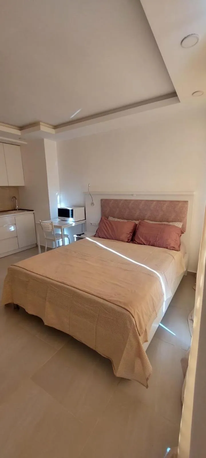 Bed in Apart Hotel Sunrise