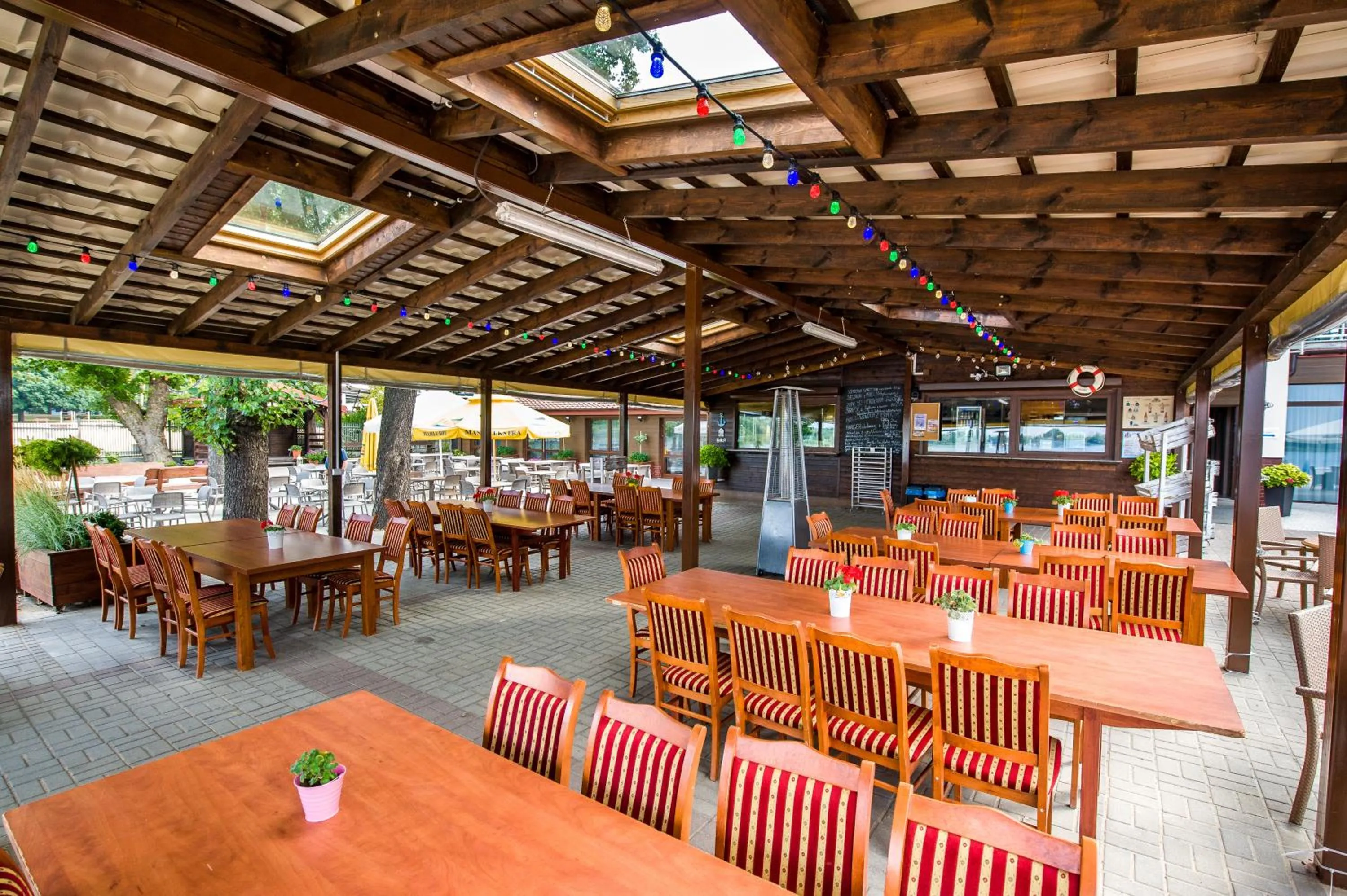 Restaurant/places to eat in Hotel Rudnik