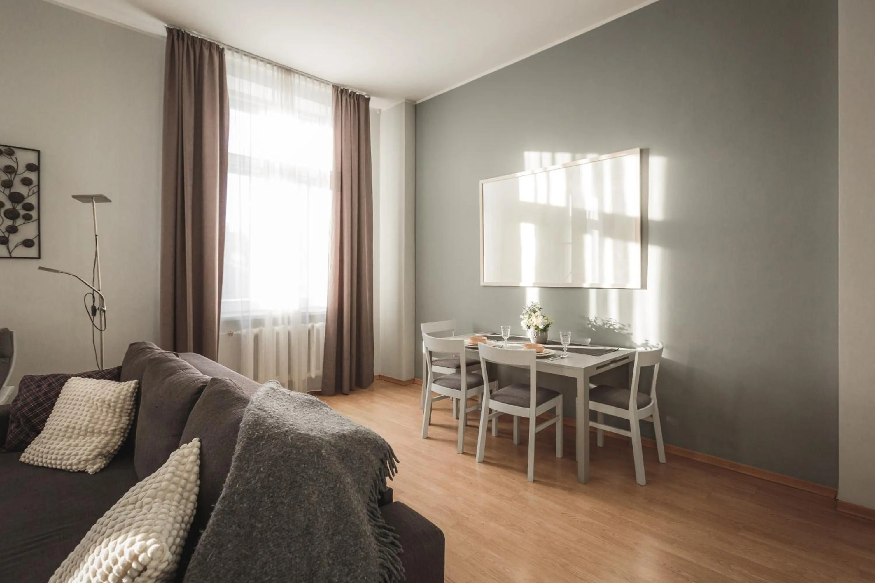 Living room in Bearsleys Downtown Apartments