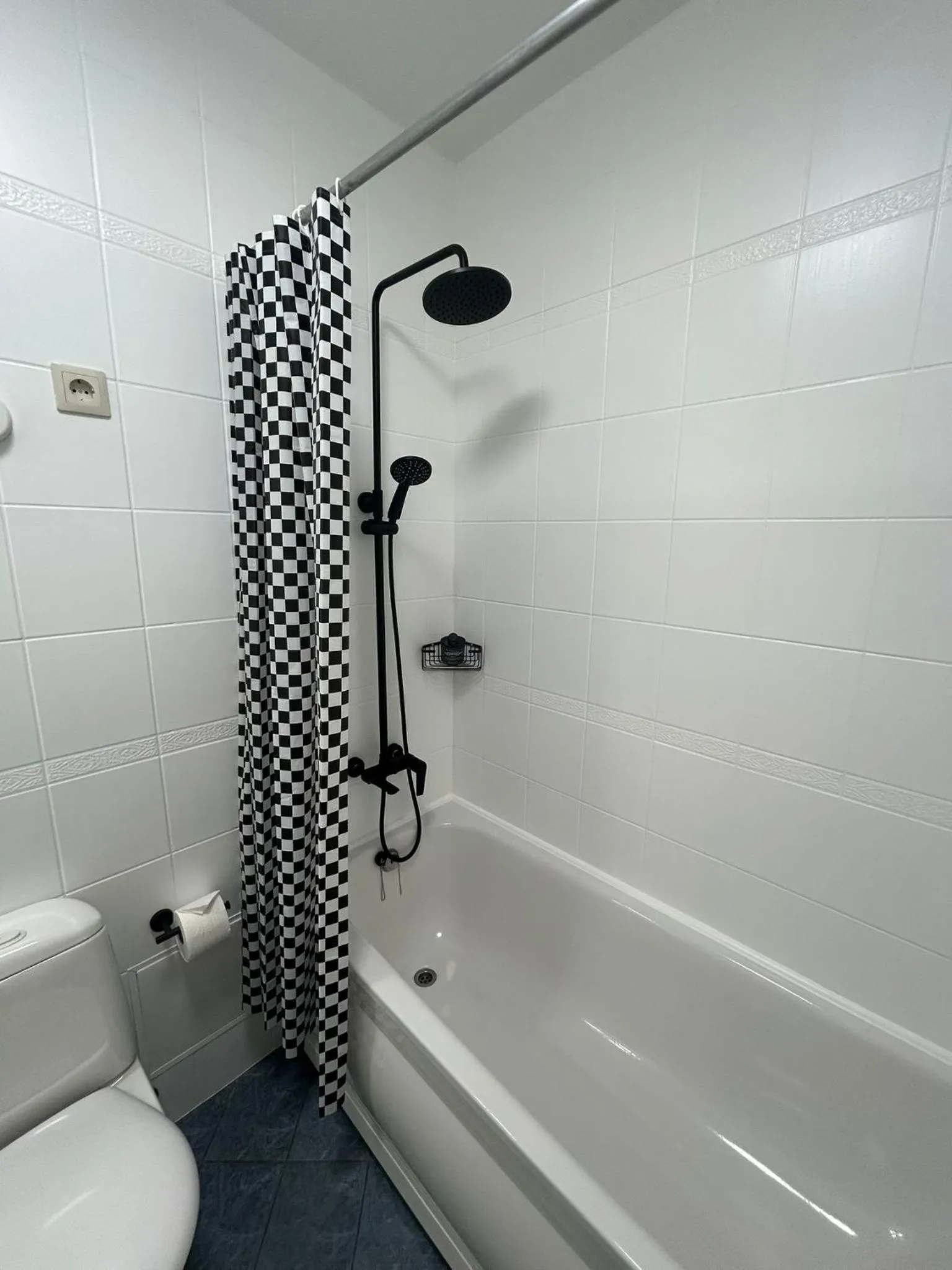 Bathroom in Bearsleys Downtown Apartments