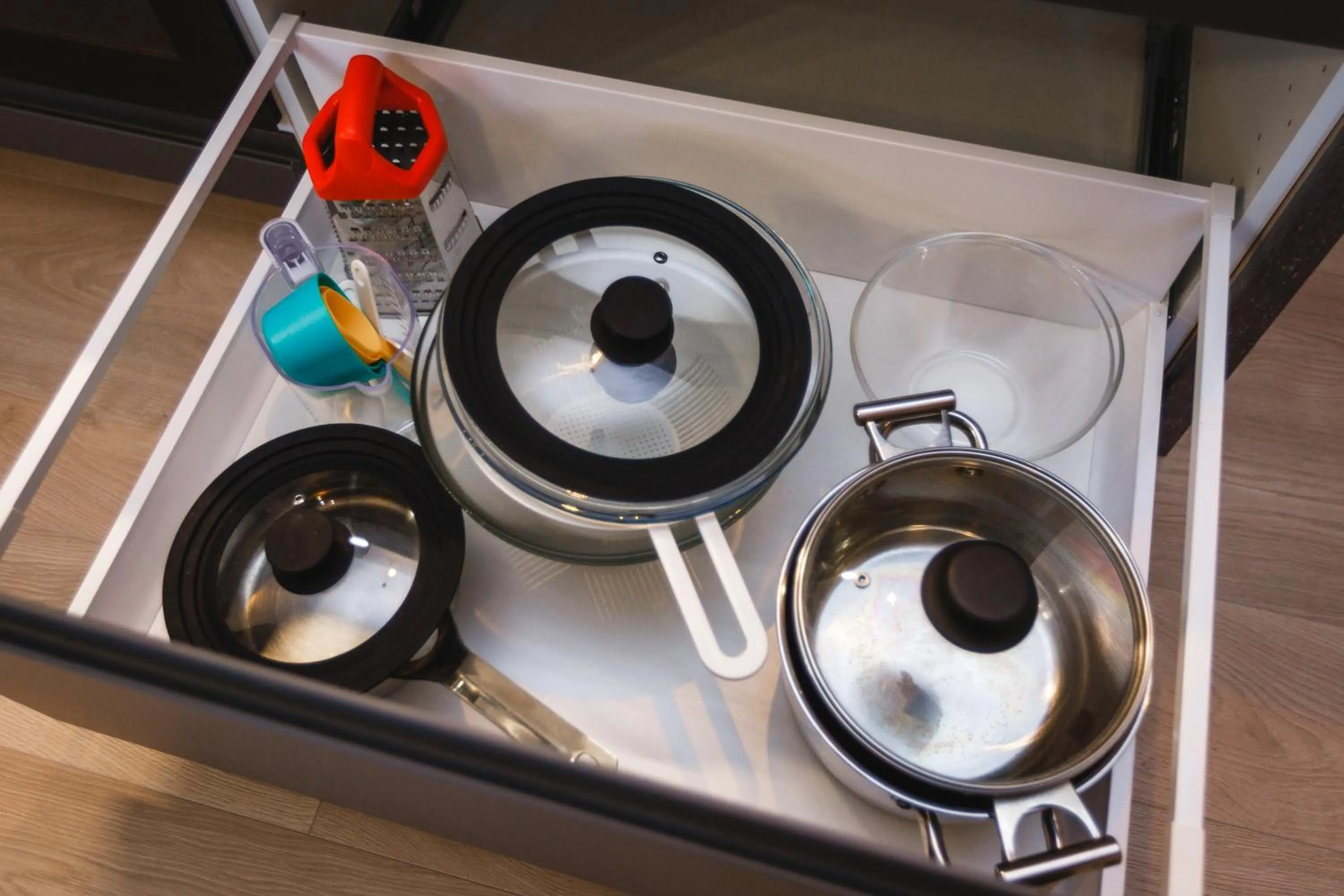 kitchen in Bearsleys Downtown Apartments