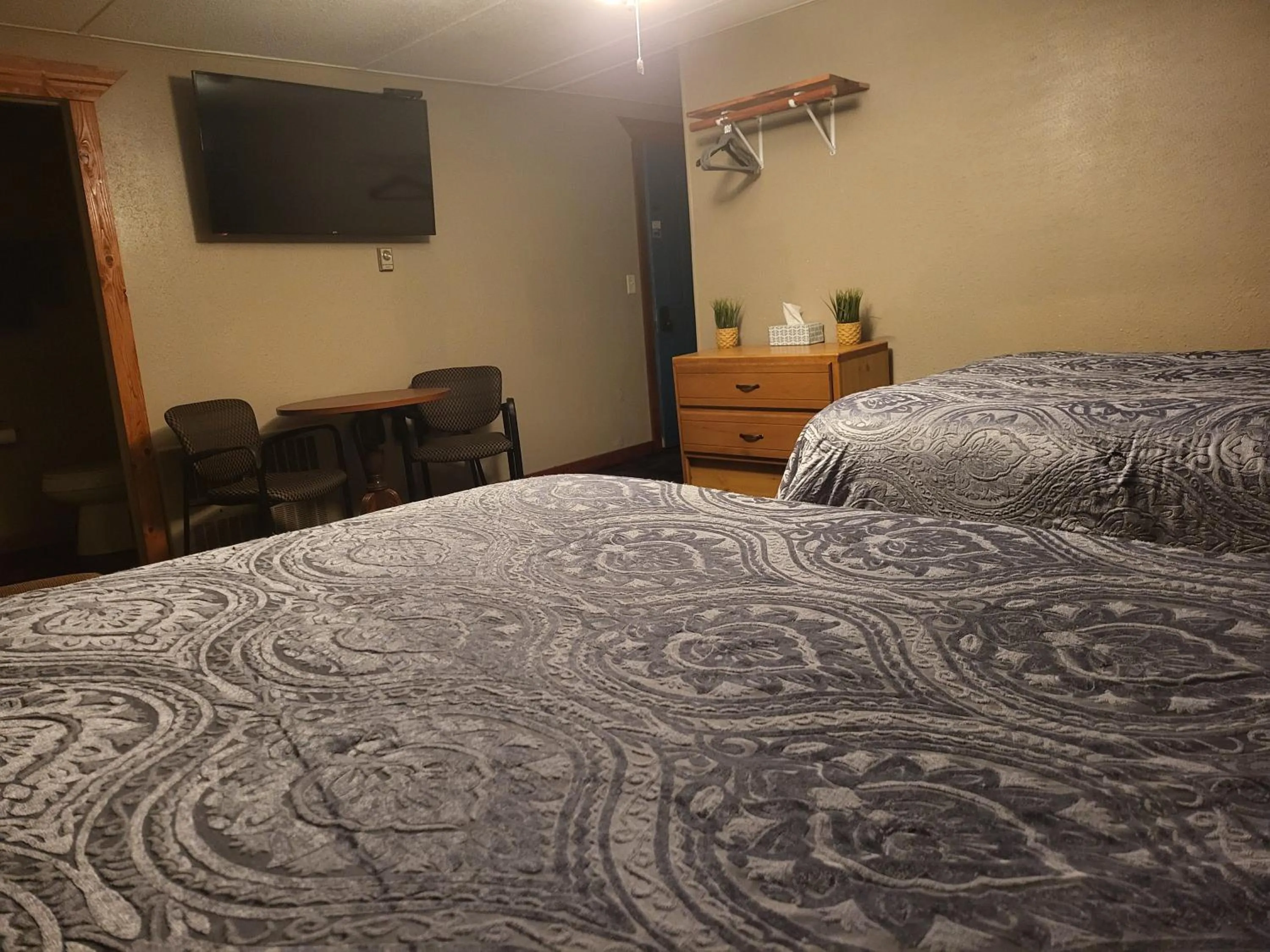 Bedroom, Bed in KJ's Inn and Suites By OYO Gettysburg US Hwy 212