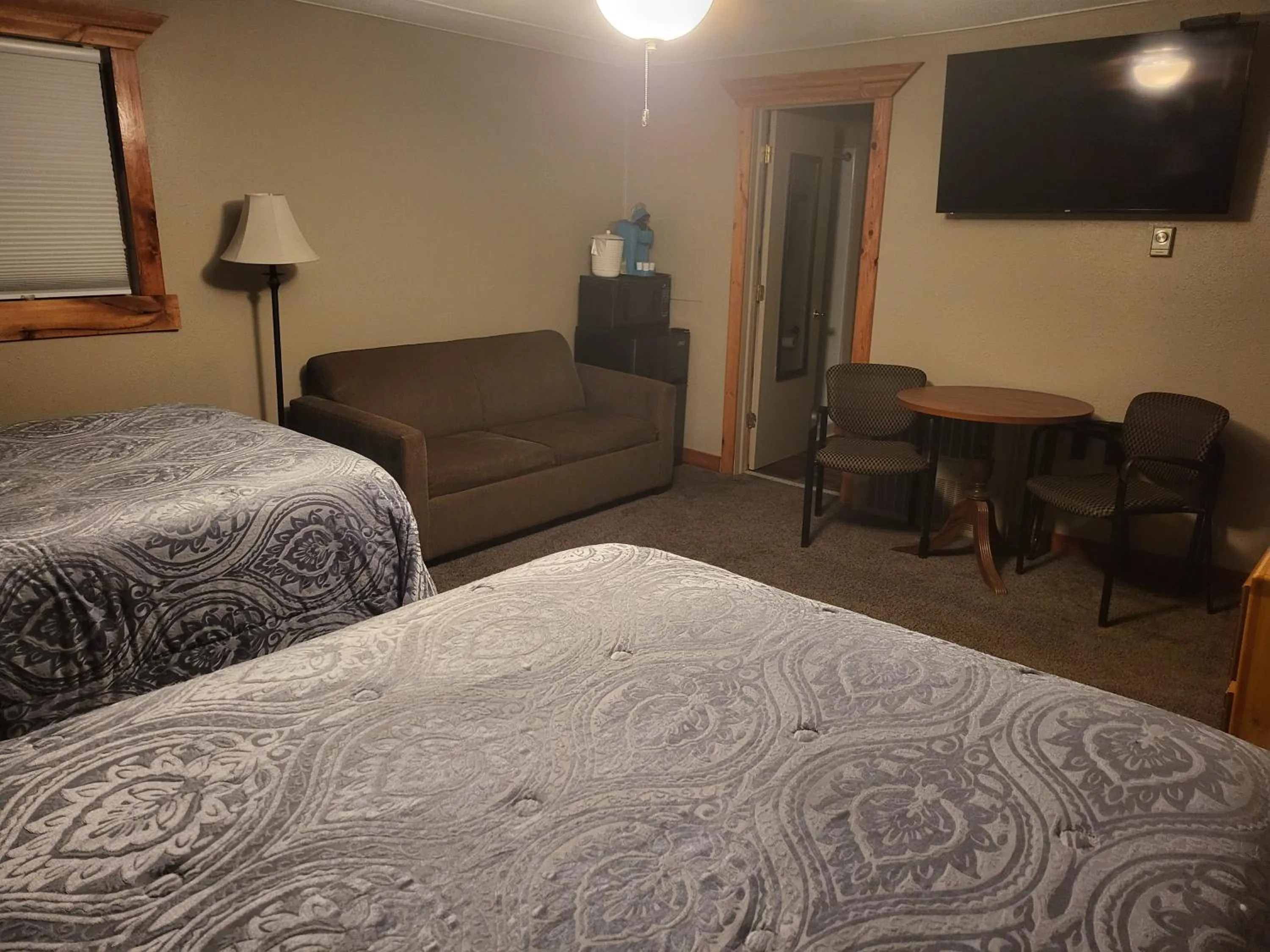 Bedroom, Bed in KJ's Inn and Suites By OYO Gettysburg US Hwy 212