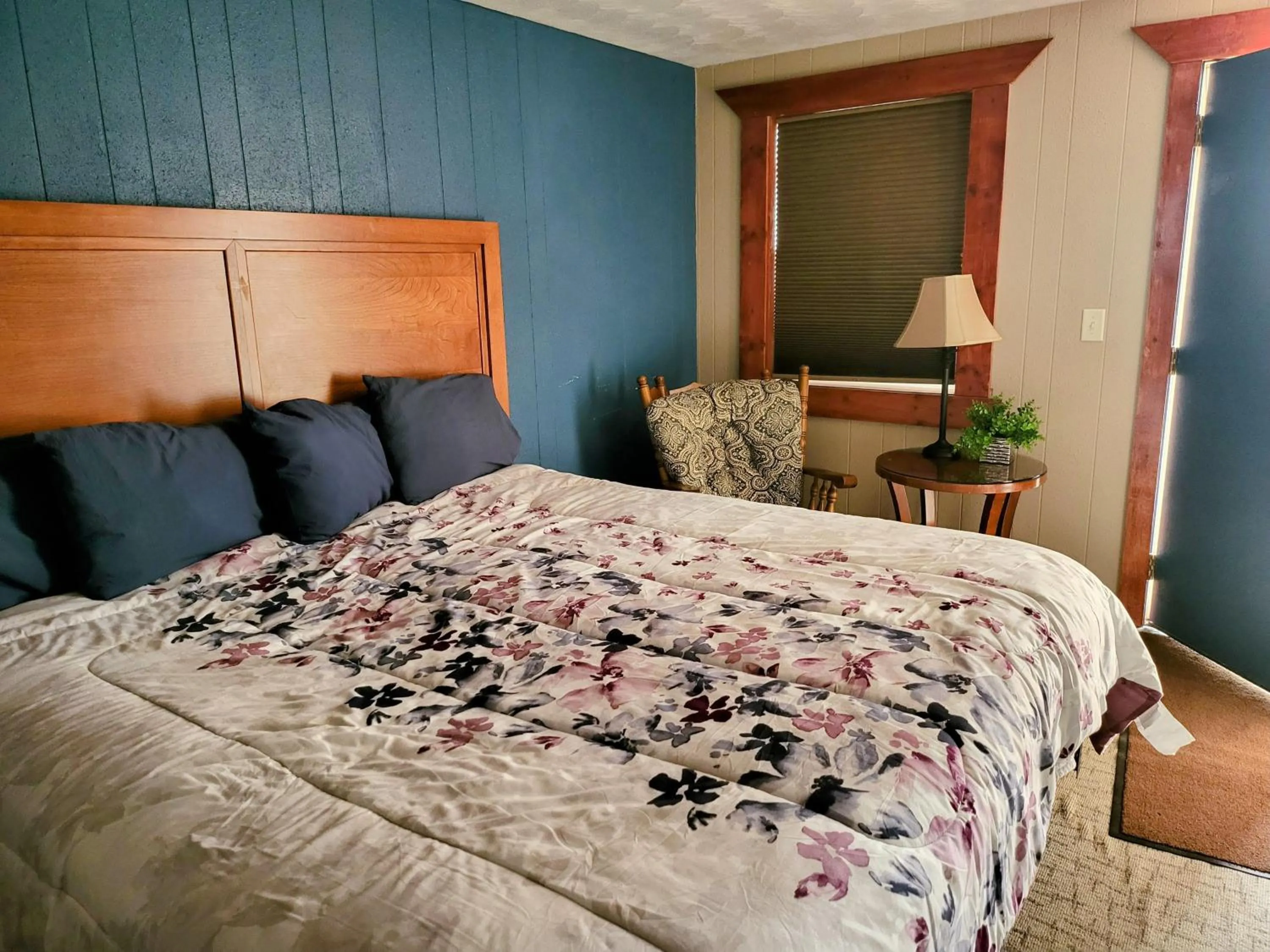 Bedroom, Bed in KJ's Inn and Suites By OYO Gettysburg US Hwy 212