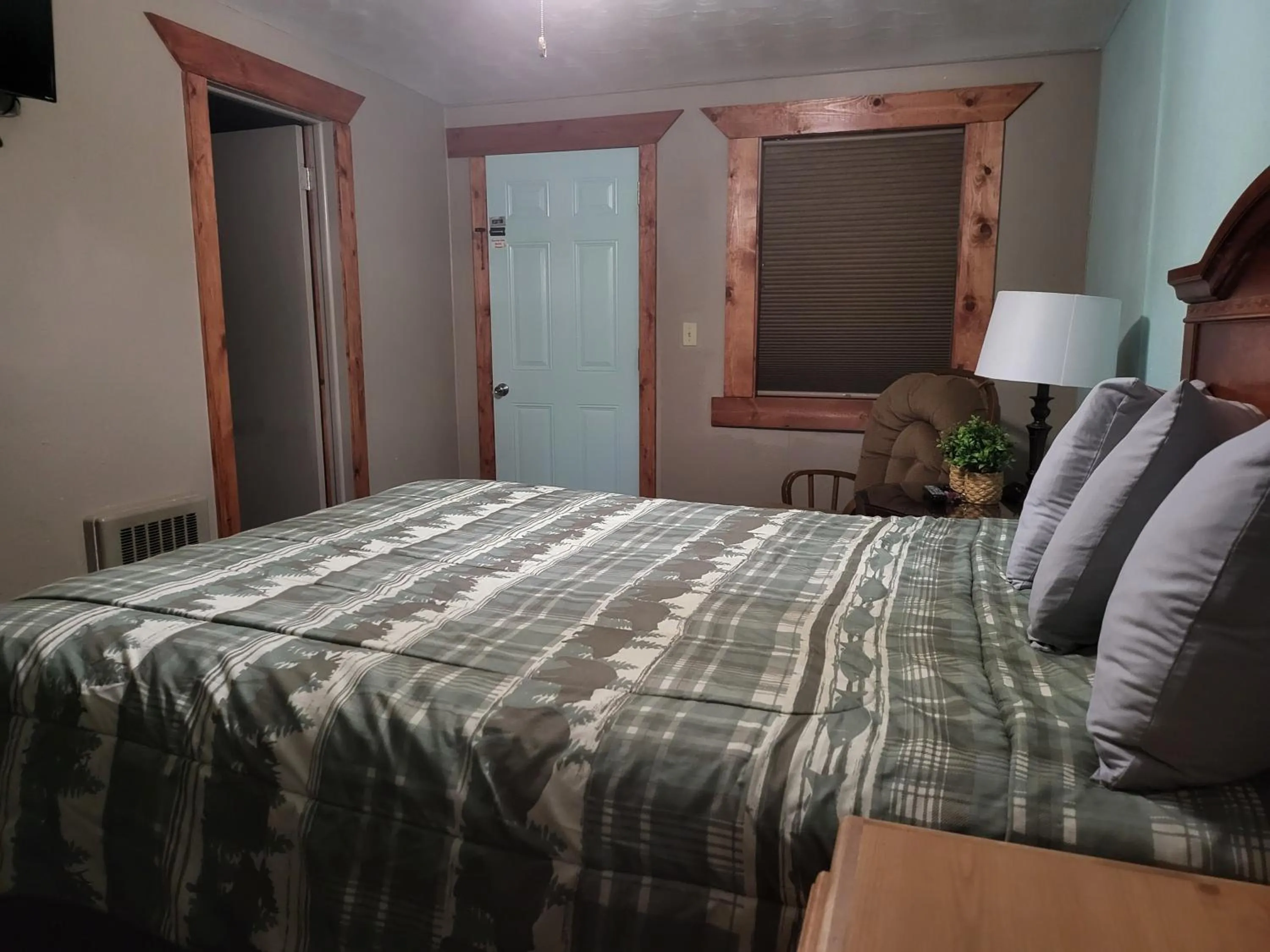 Bedroom, Bed in KJ's Inn and Suites By OYO Gettysburg US Hwy 212