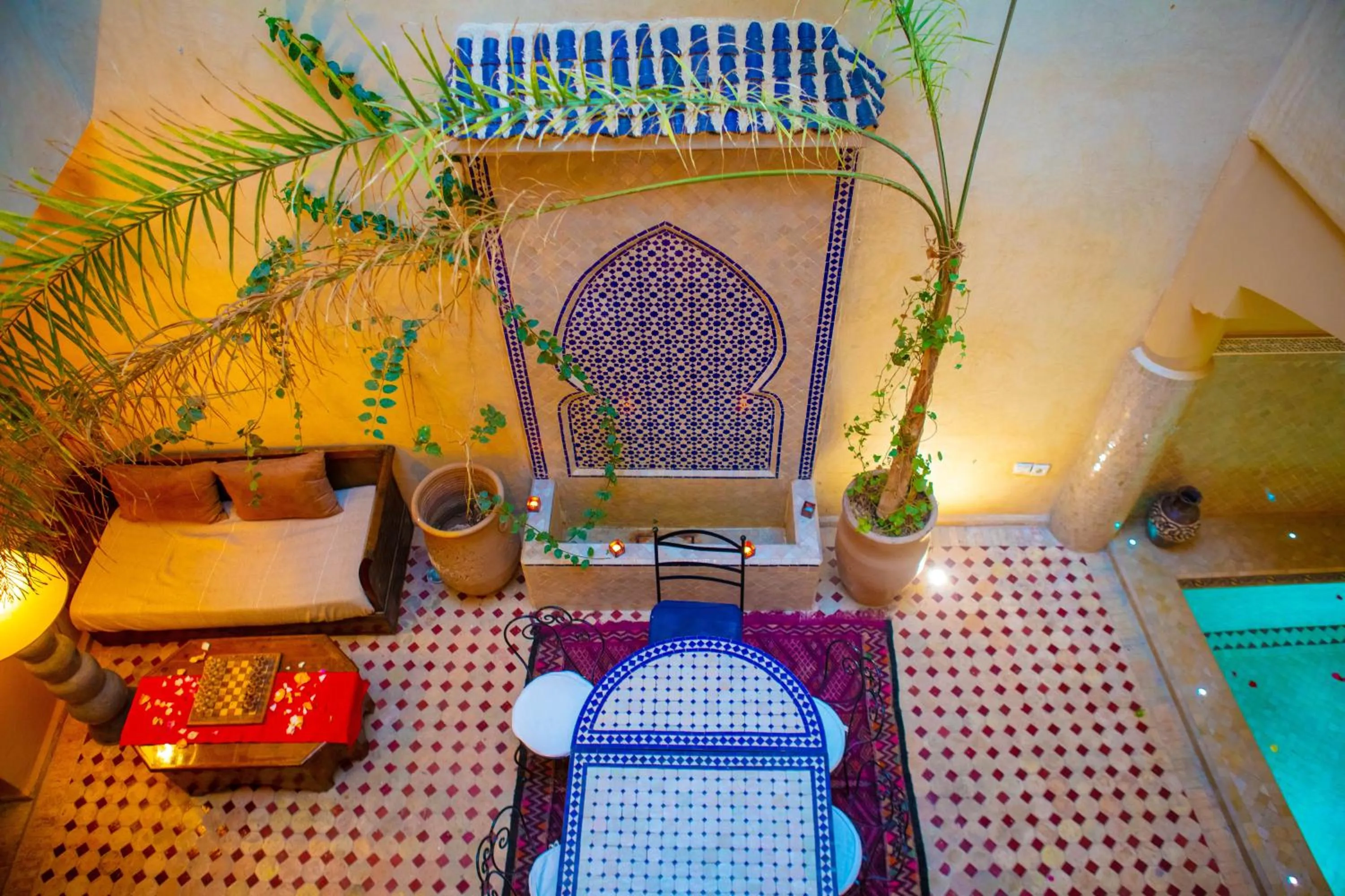 Restaurant/places to eat in Riad Atlas Toyours