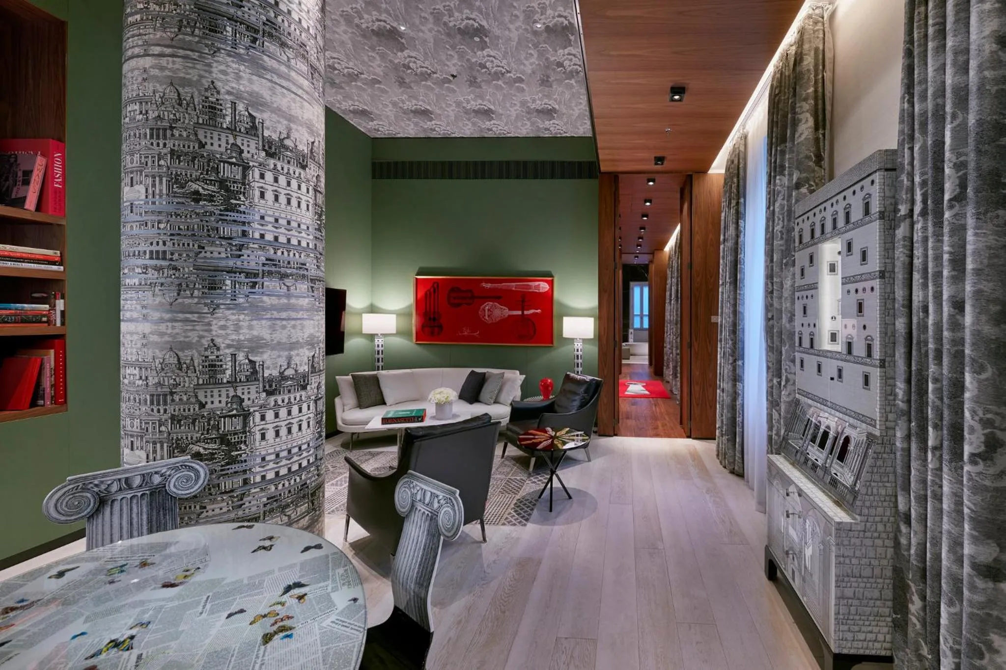 Photo of the whole room in Mandarin Oriental, Milan