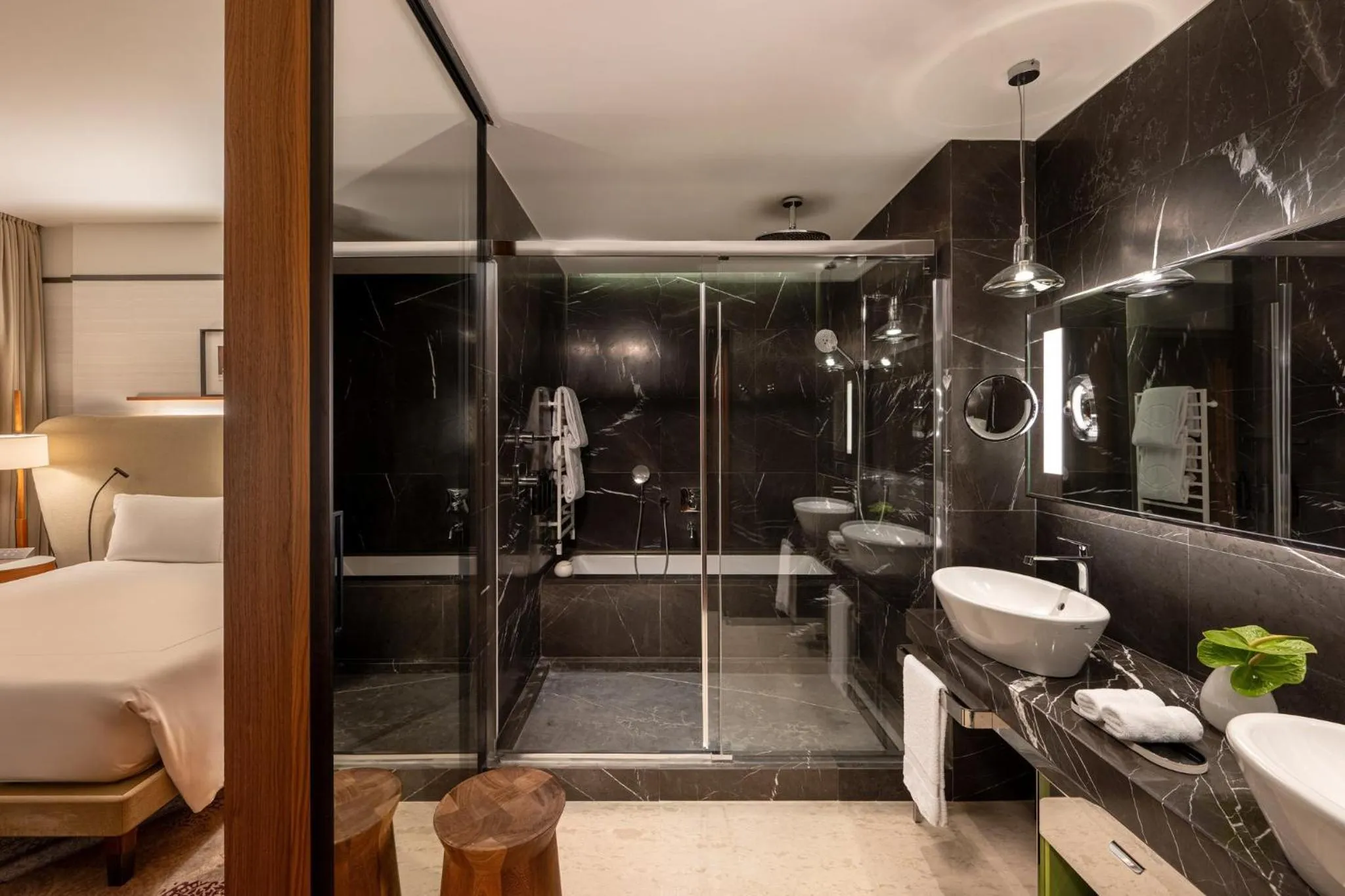 Bathroom in Mandarin Oriental, Milan