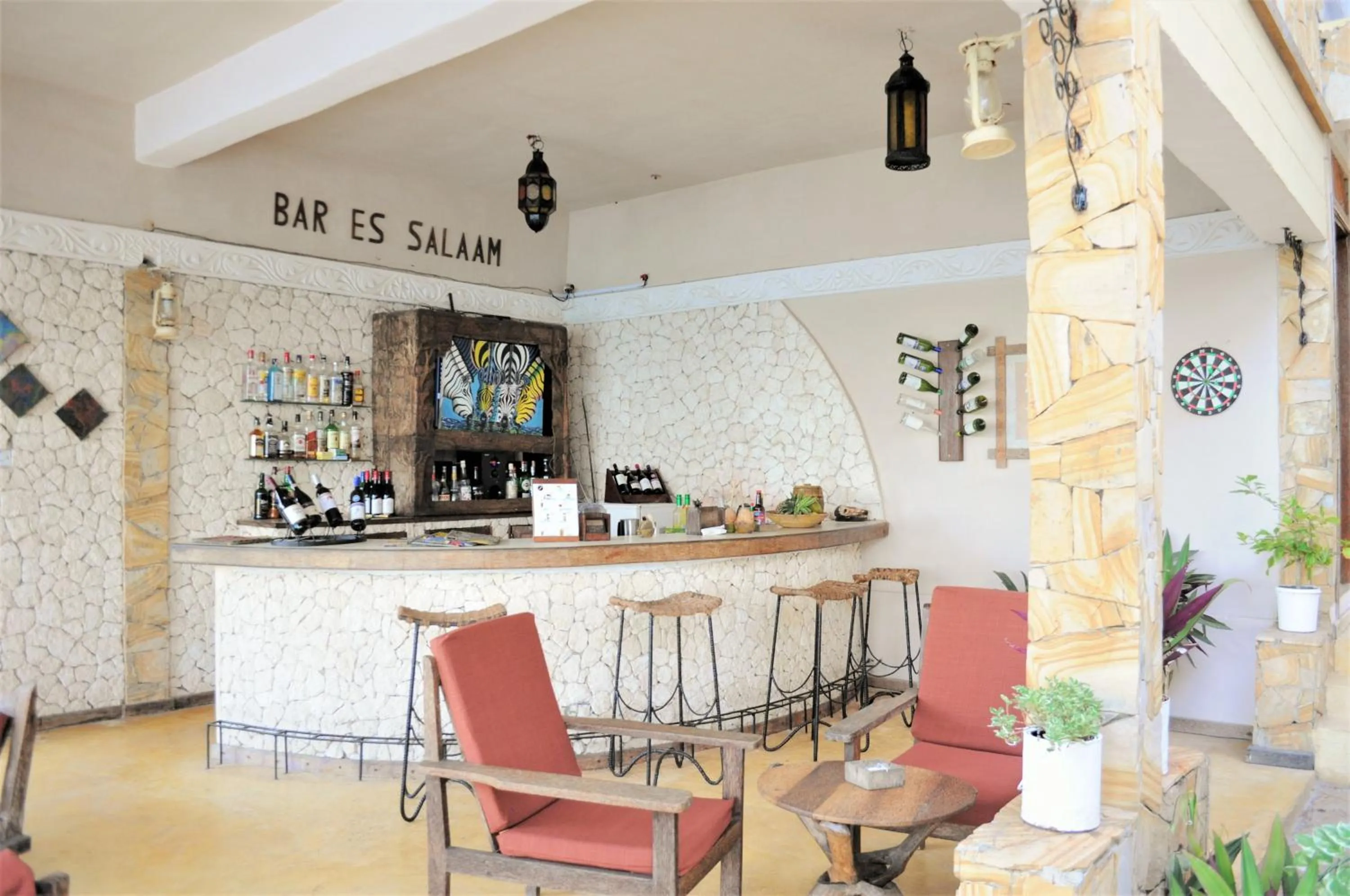 Restaurant/places to eat in Seasons Lodge Zanzibar